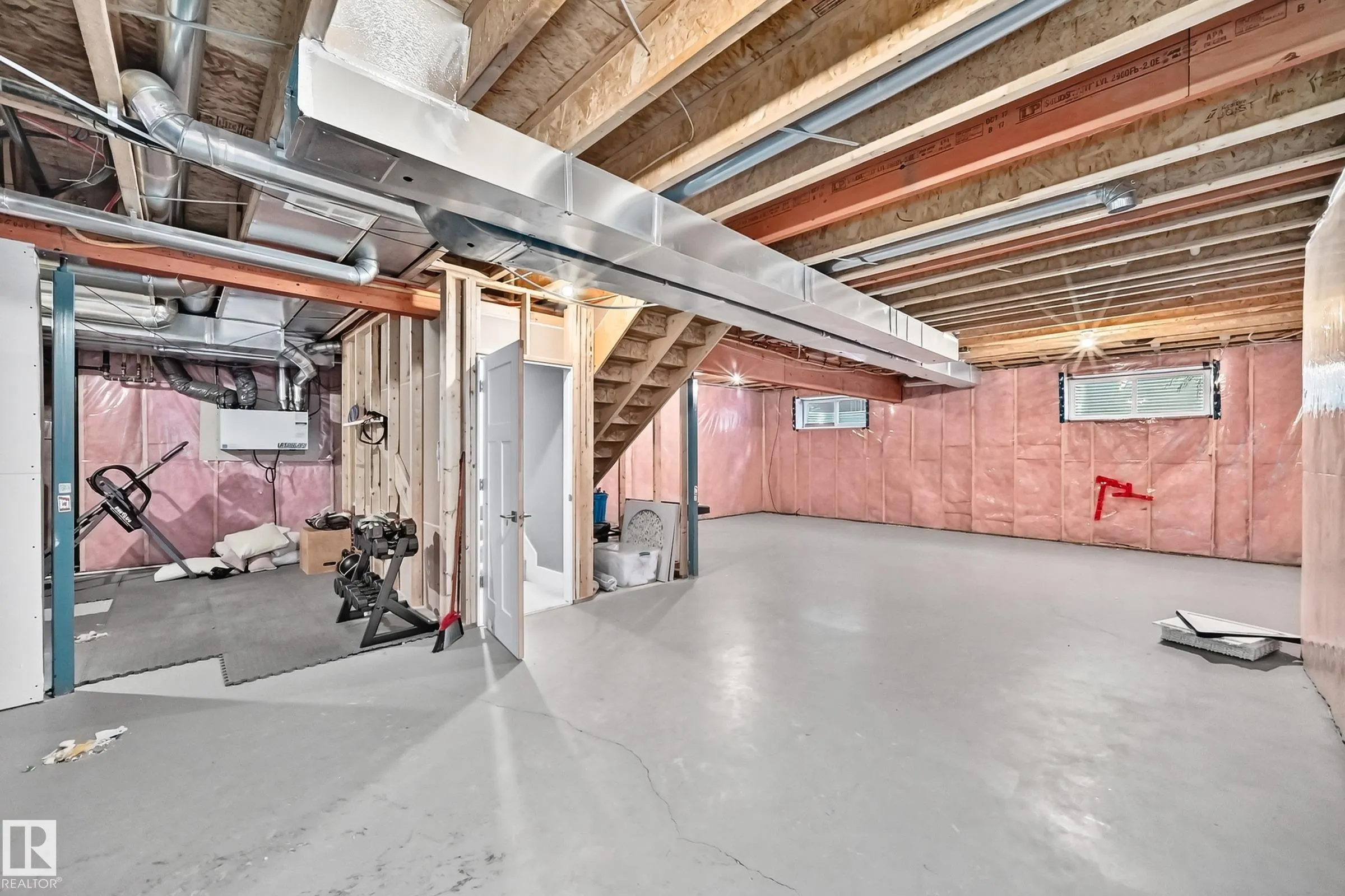 3704 WESTCLIFF Way