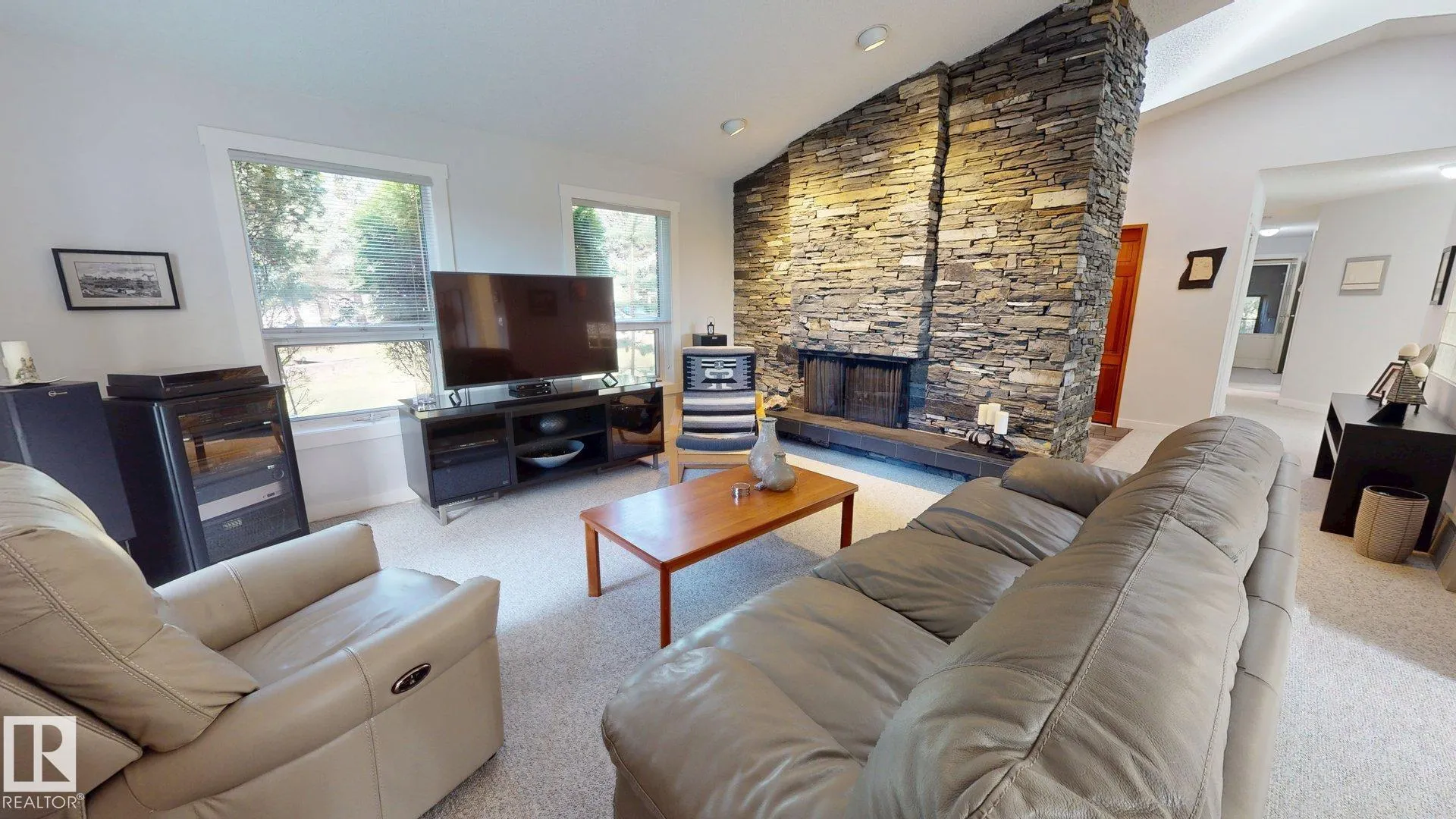 55312 RGE ROAD 241