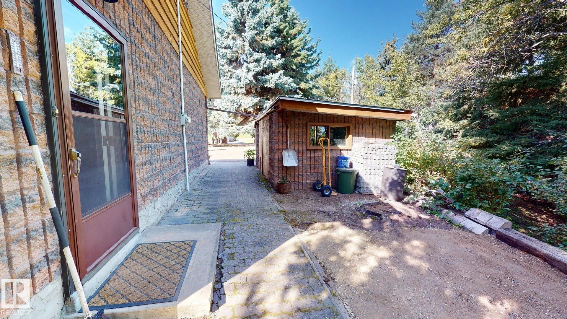 55312 RGE ROAD 241