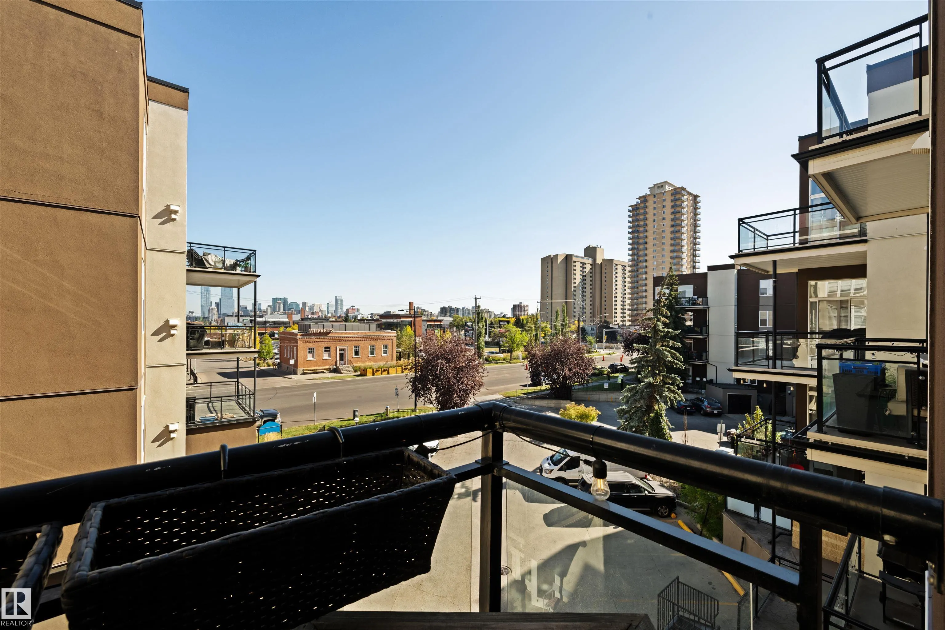 10407 122 Street
