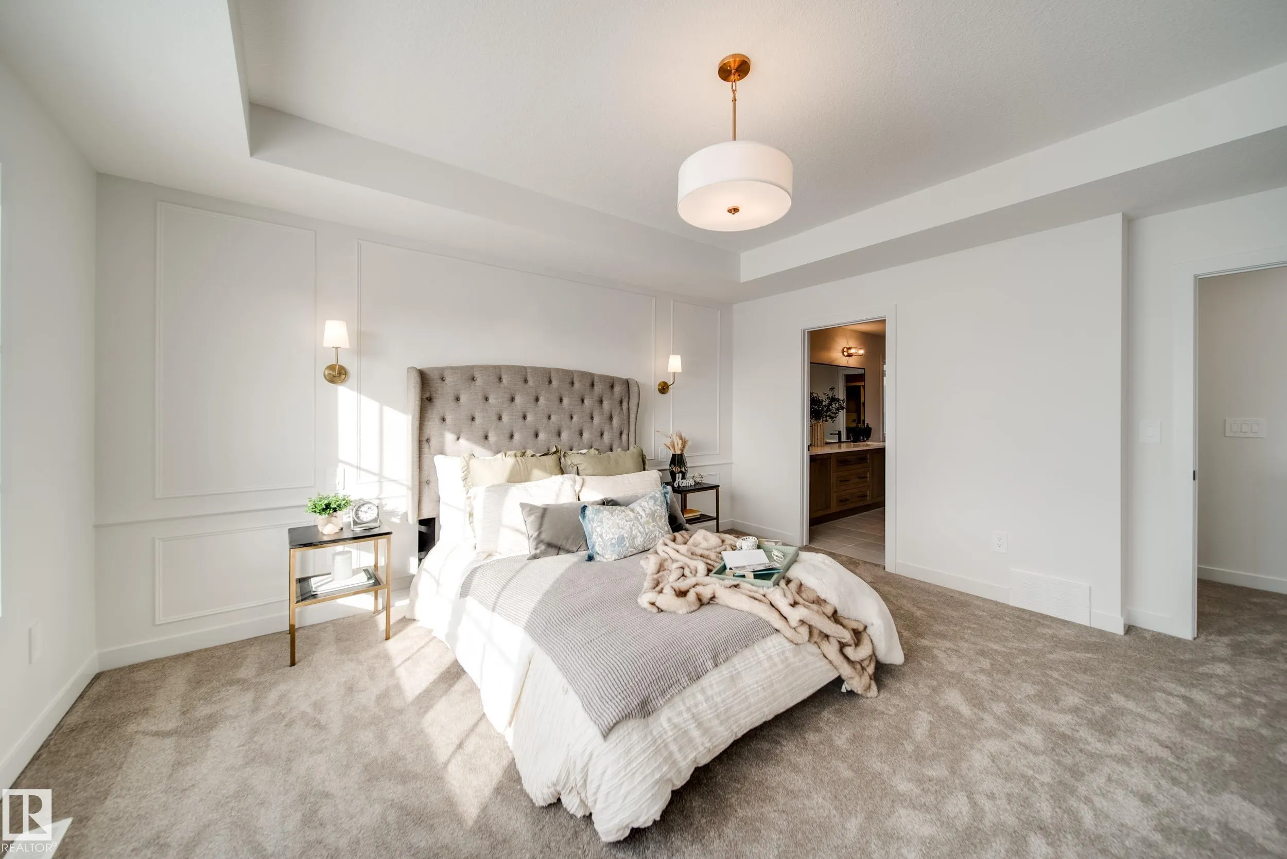 52 Clichy Close