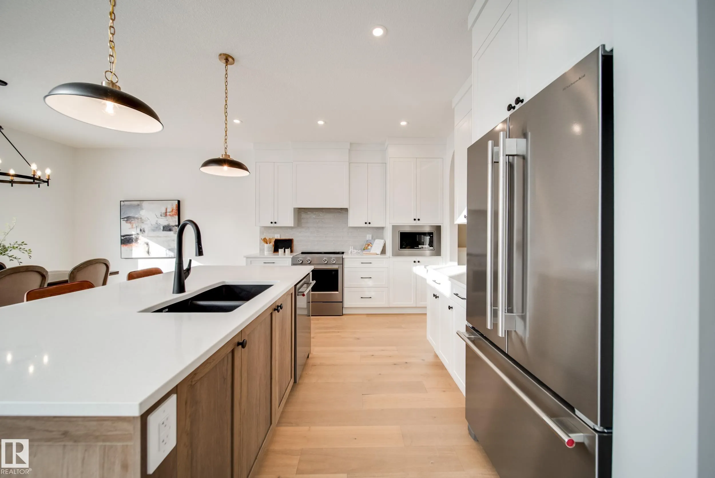 52 Clichy Close