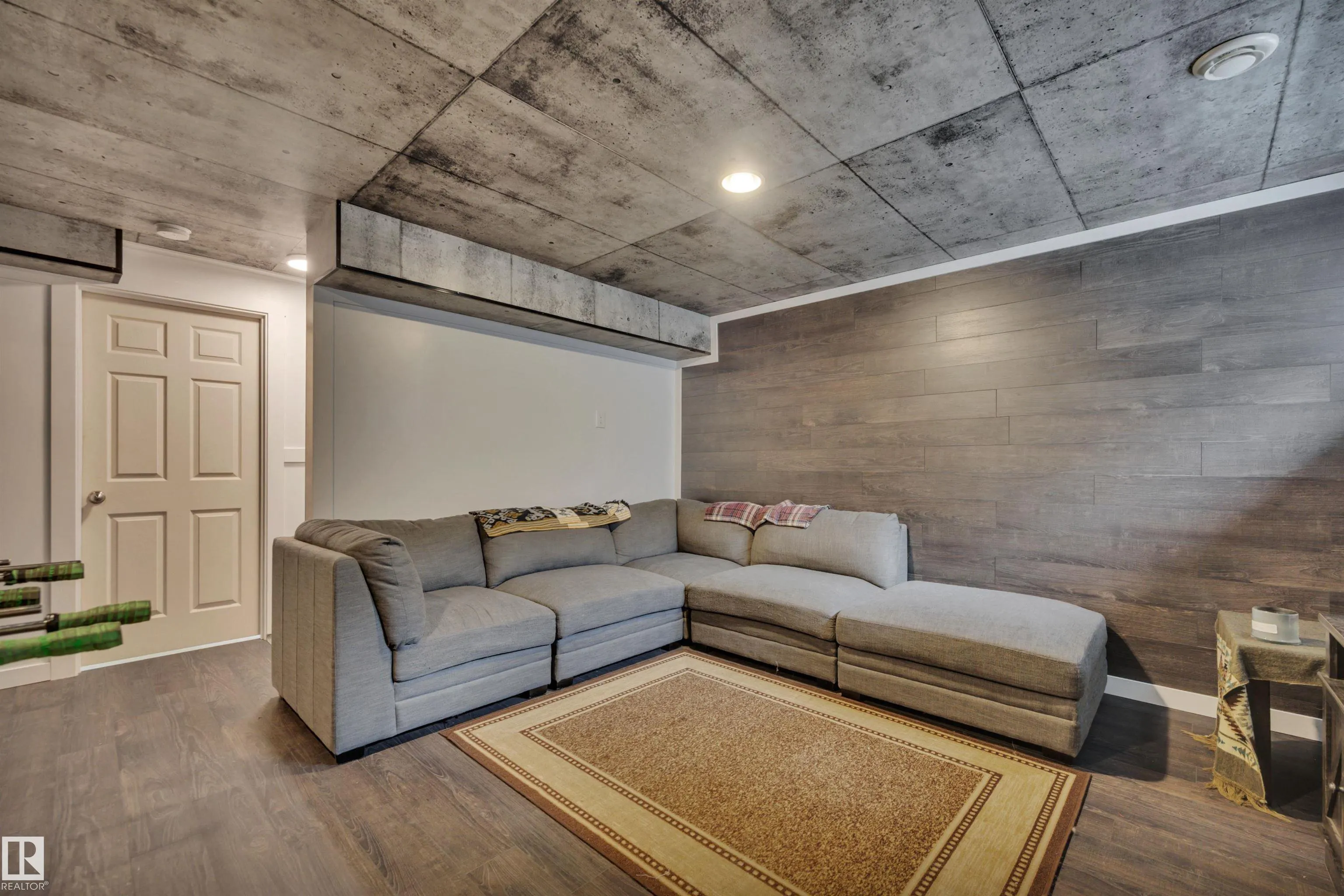 5101 SOLEIL Boulevard