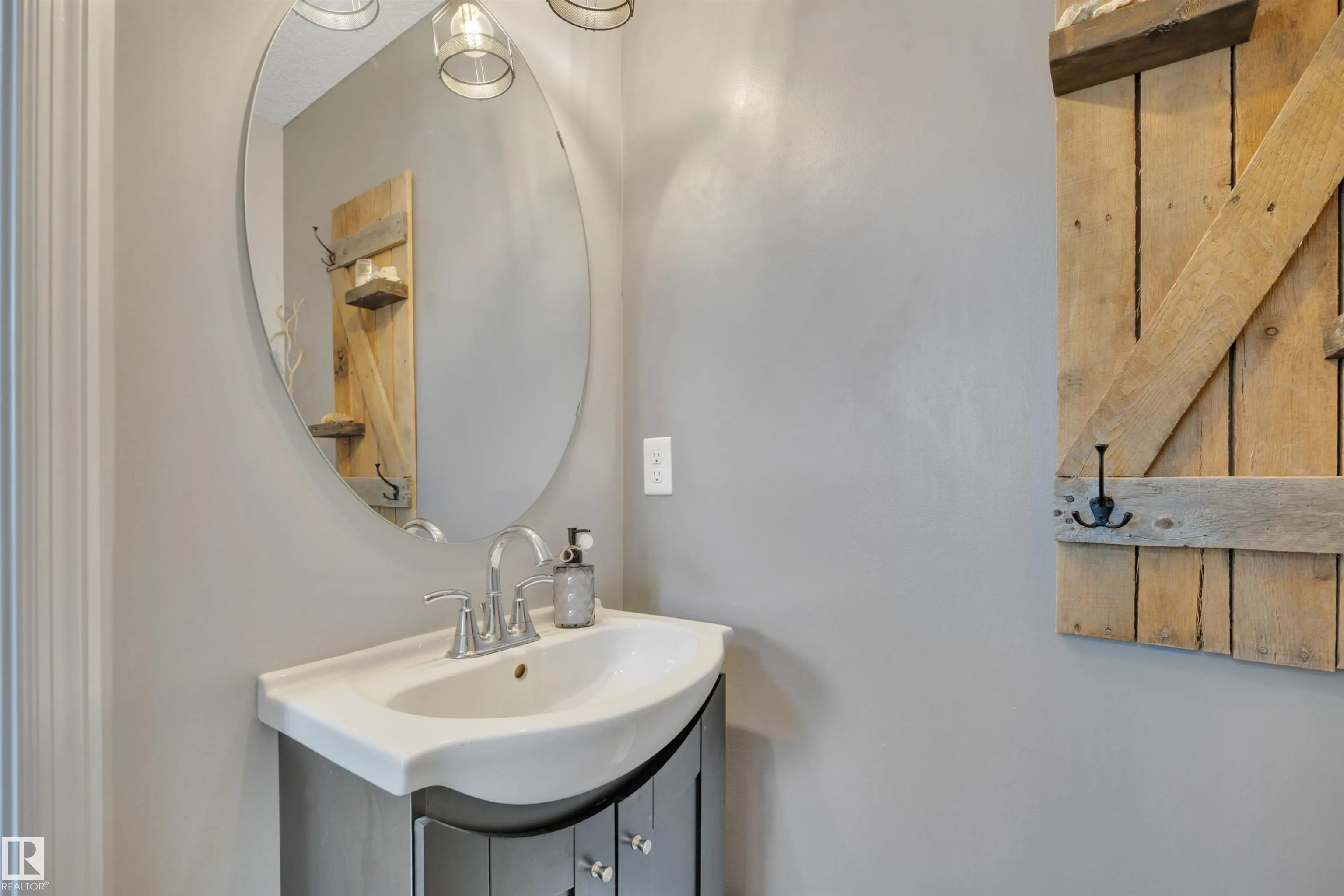 5101 SOLEIL Boulevard
