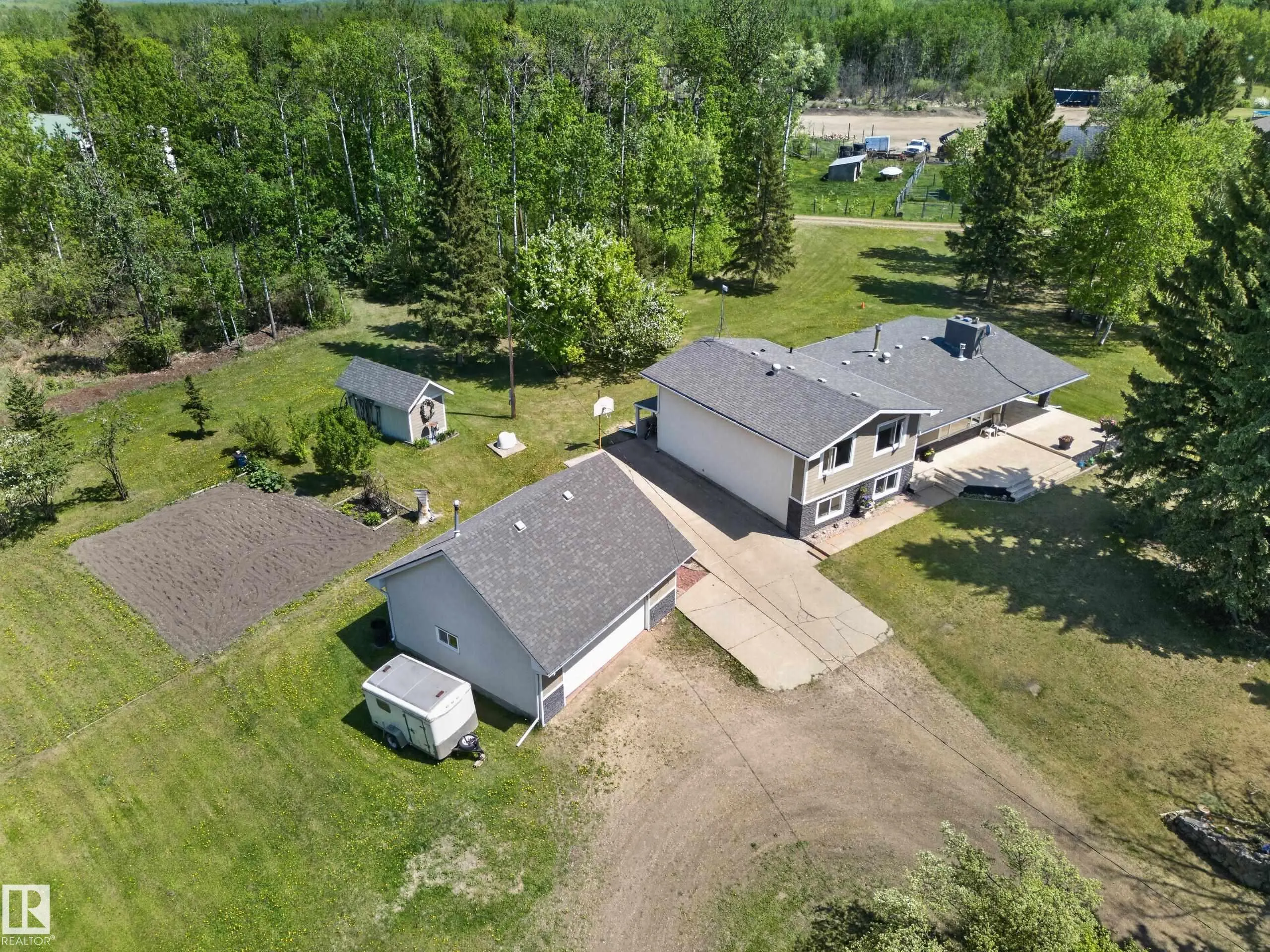 22048 TWP ROAD 522