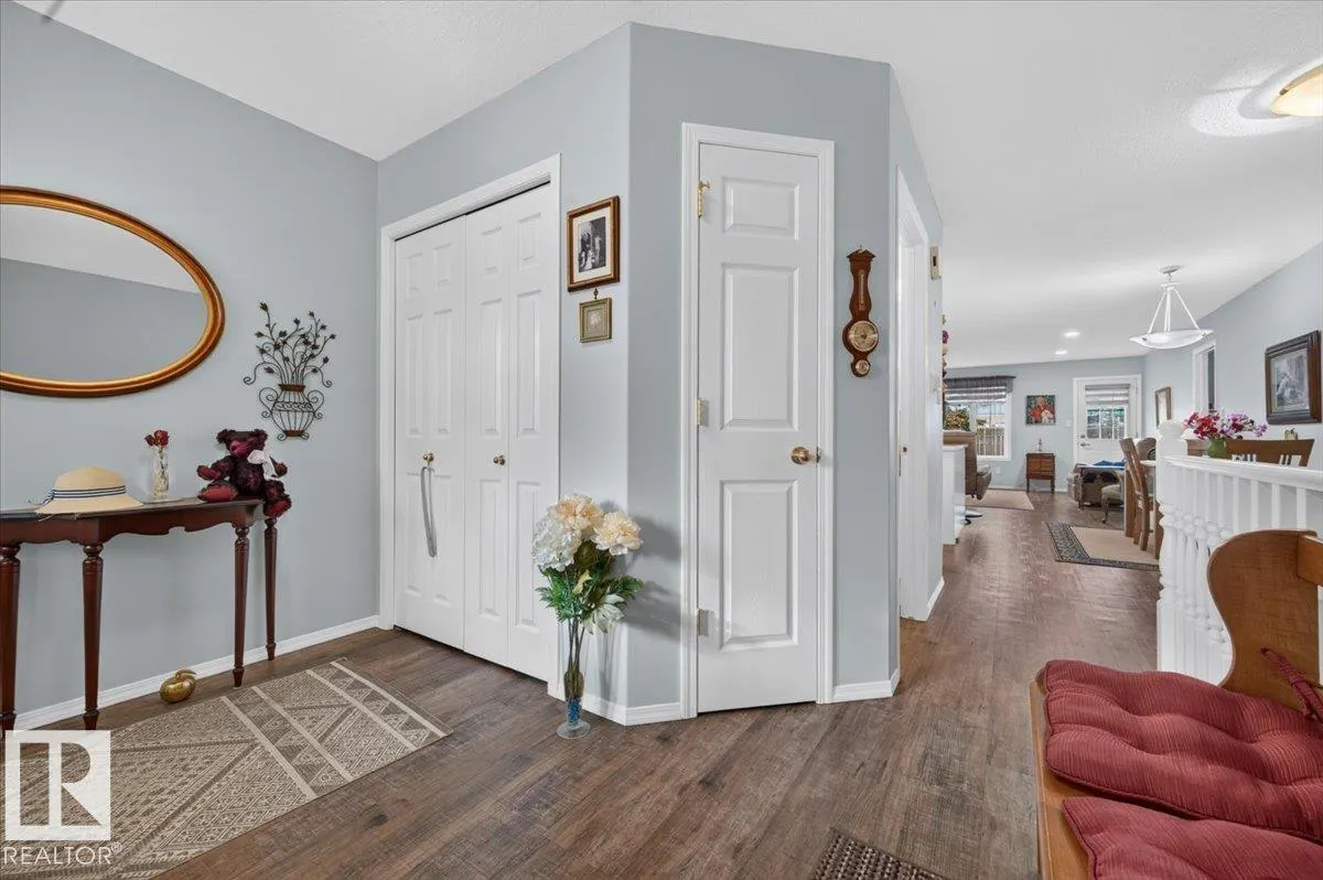 4610 50 Ave