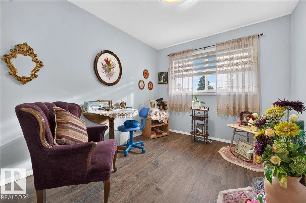 4610 50 Ave