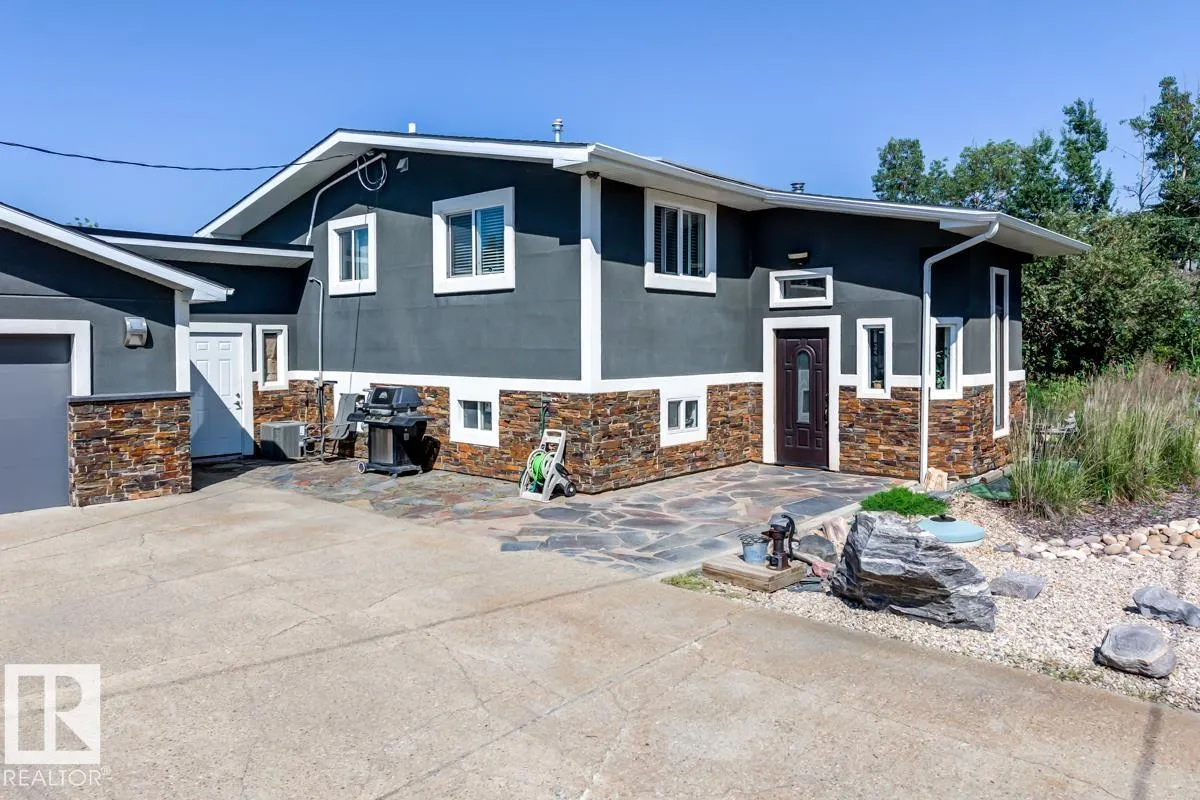 53220 RGE ROAD 263