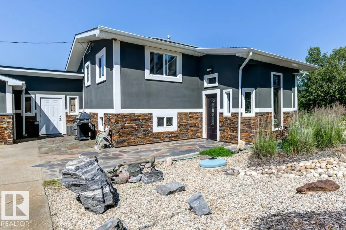 53220 RGE ROAD 263