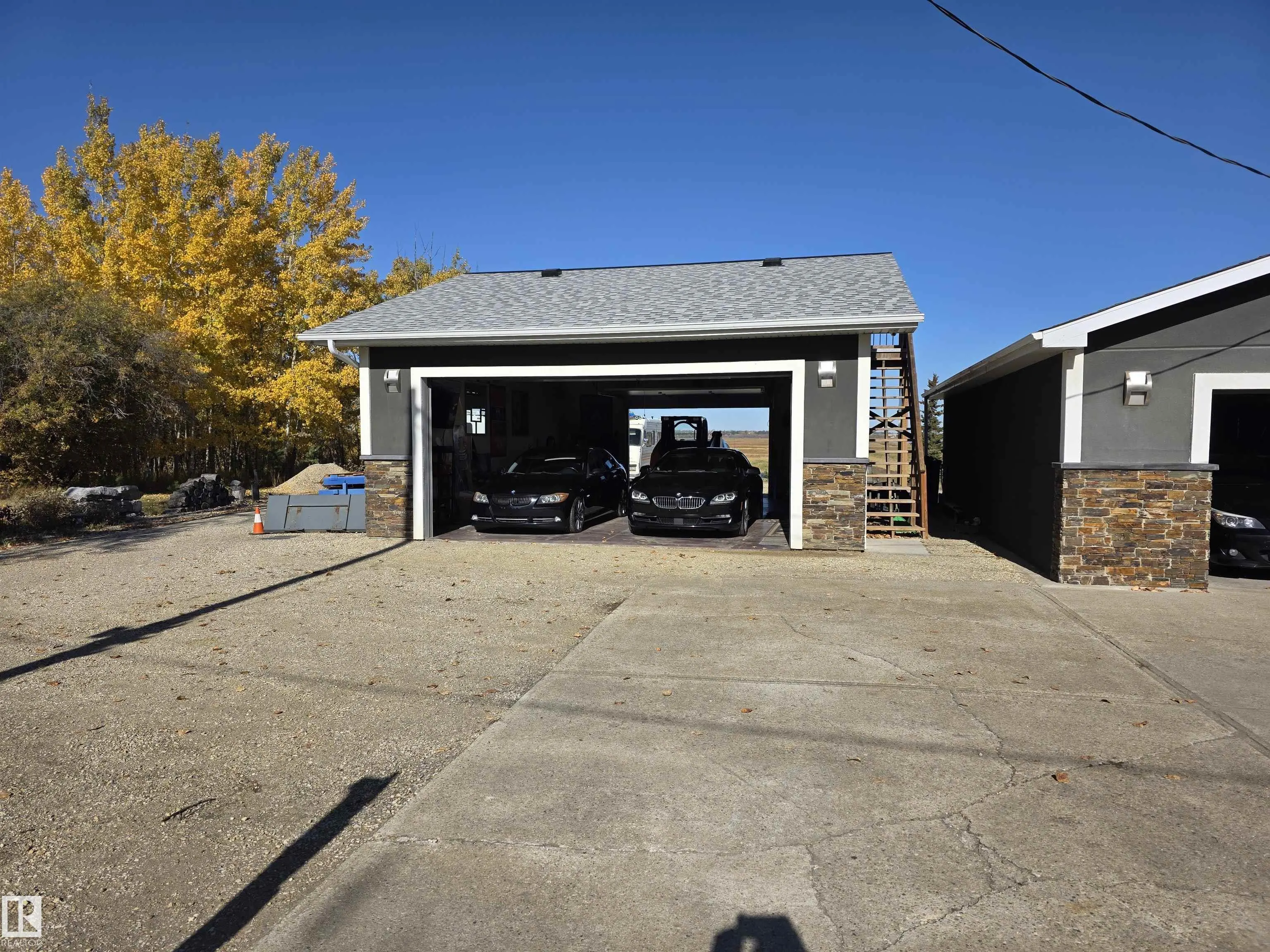 53220 RGE ROAD 263