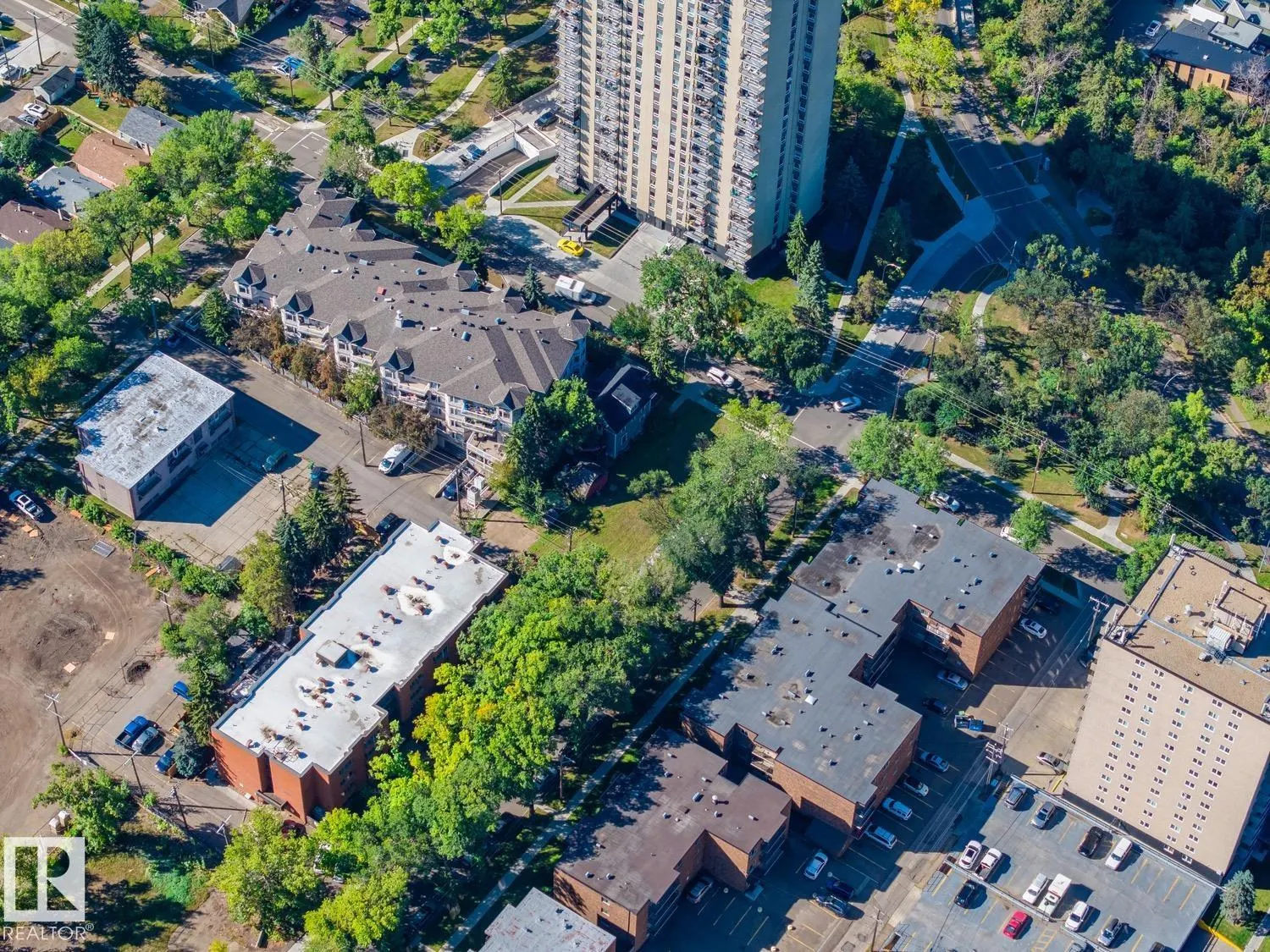 8925 100 Street