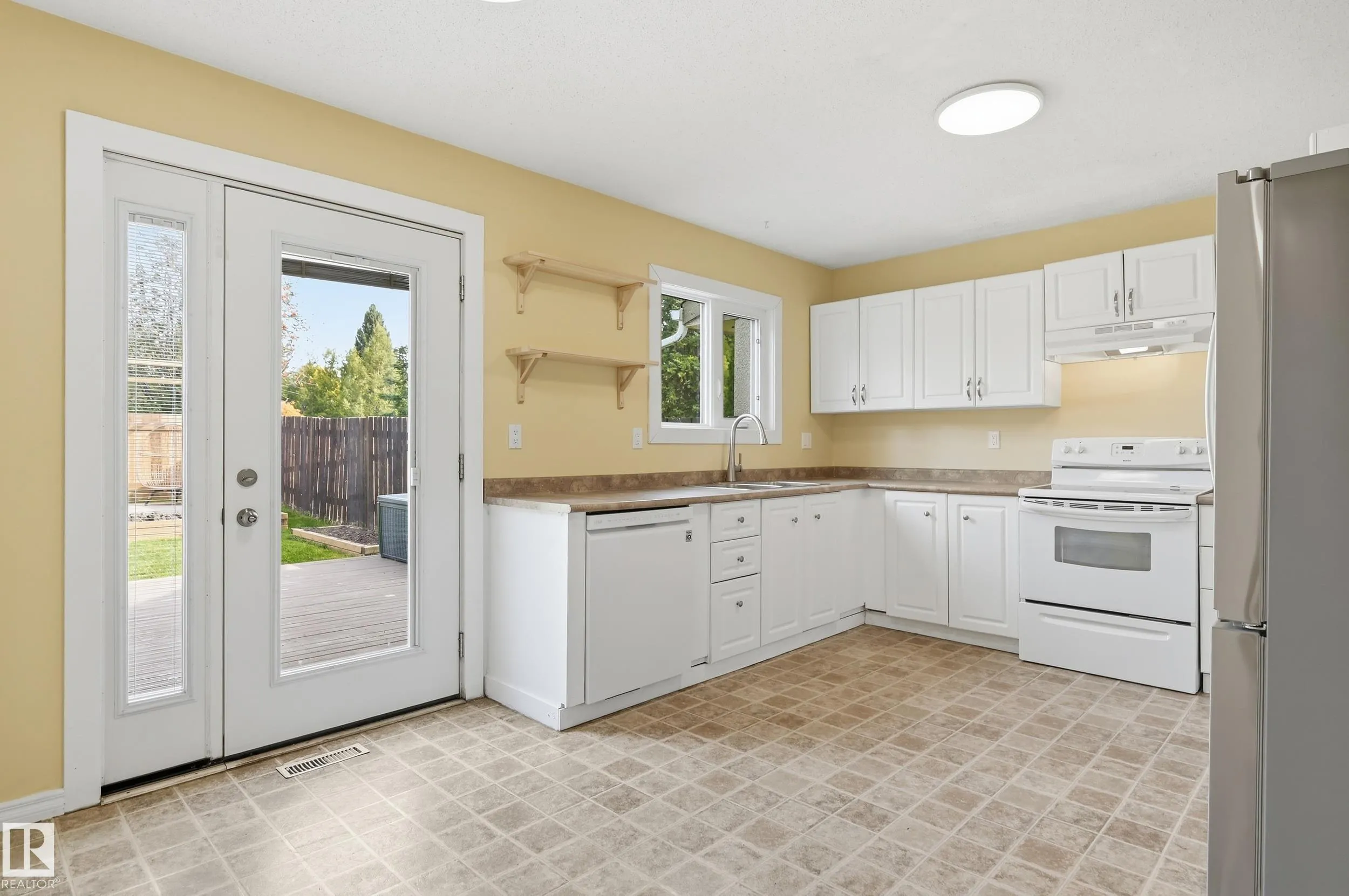 67 LAMARTINE Crescent