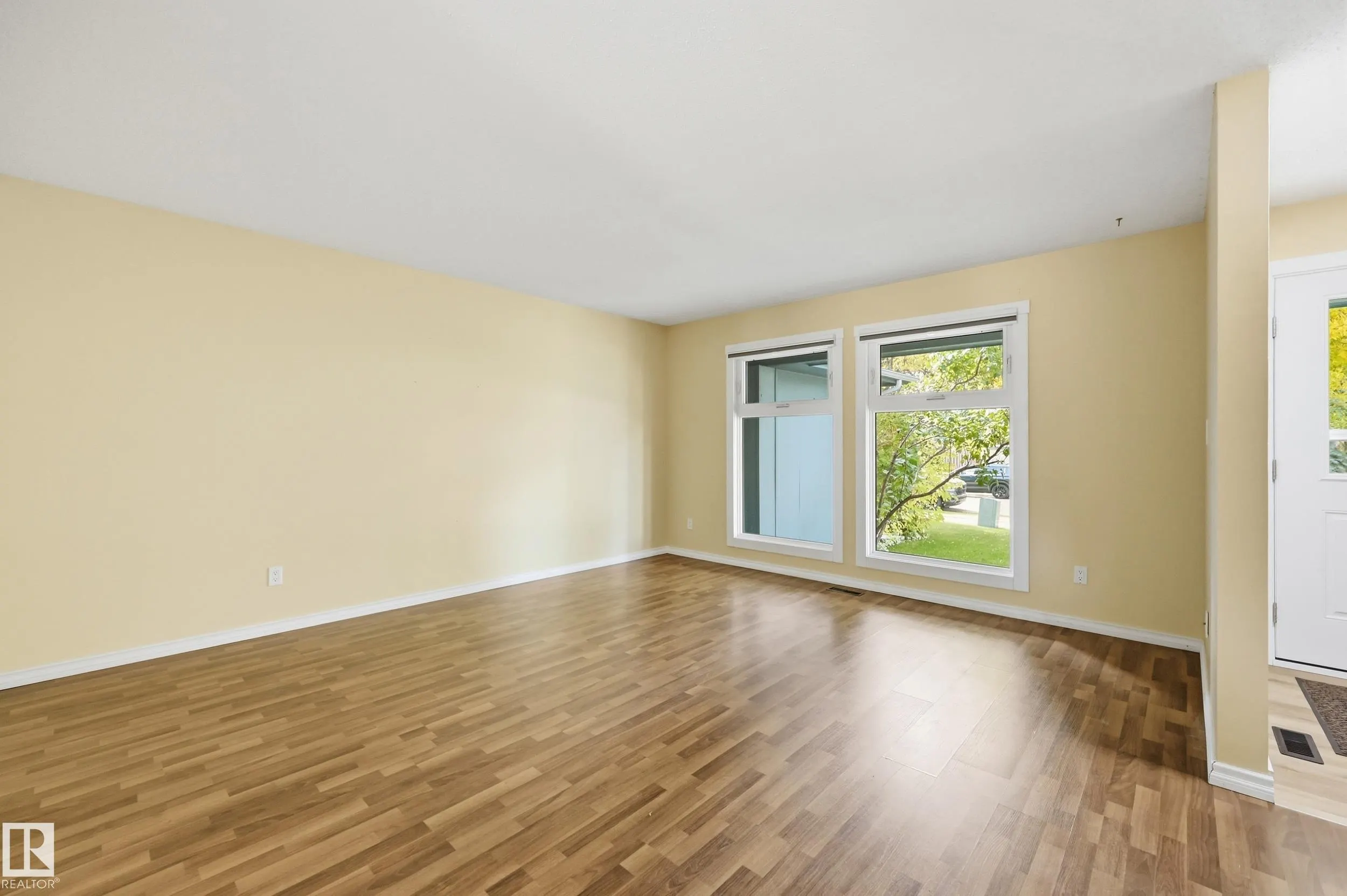 67 LAMARTINE Crescent