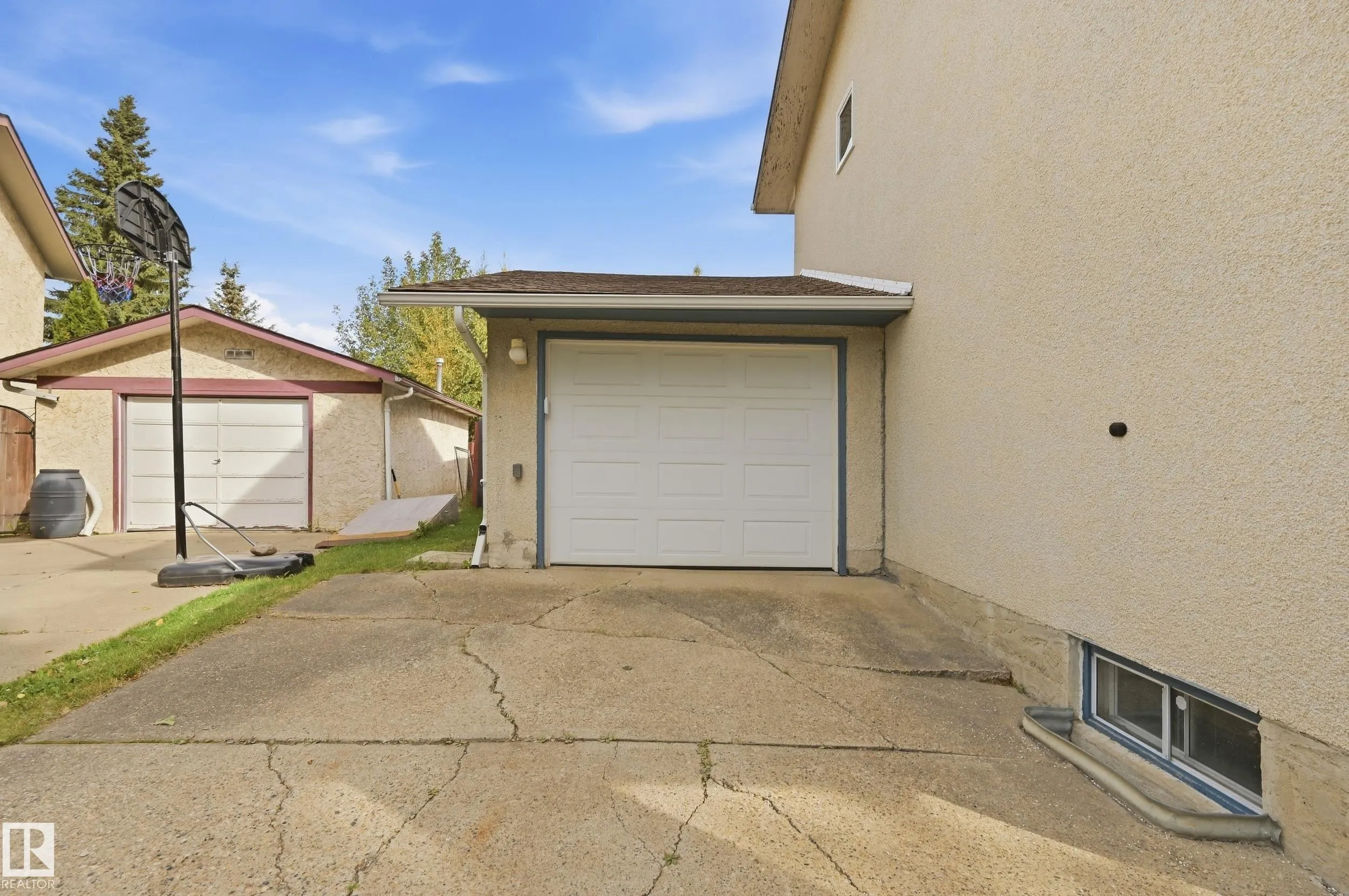 67 LAMARTINE Crescent