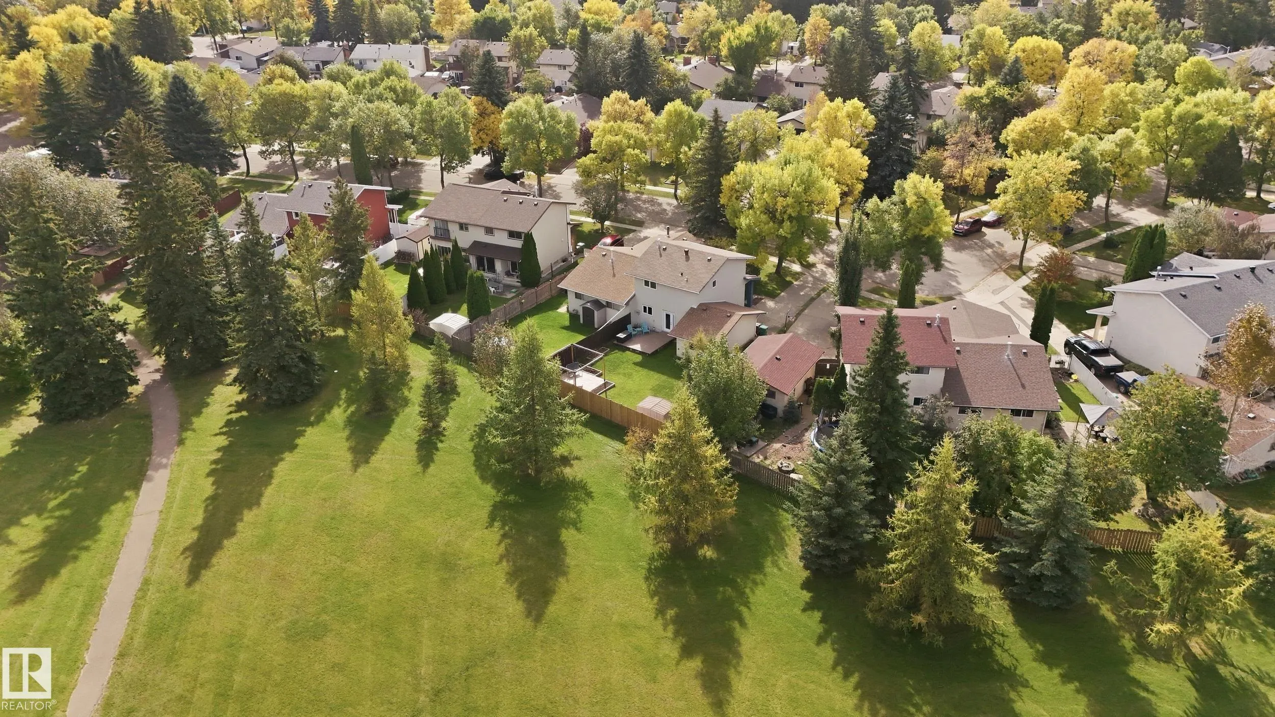 67 LAMARTINE Crescent