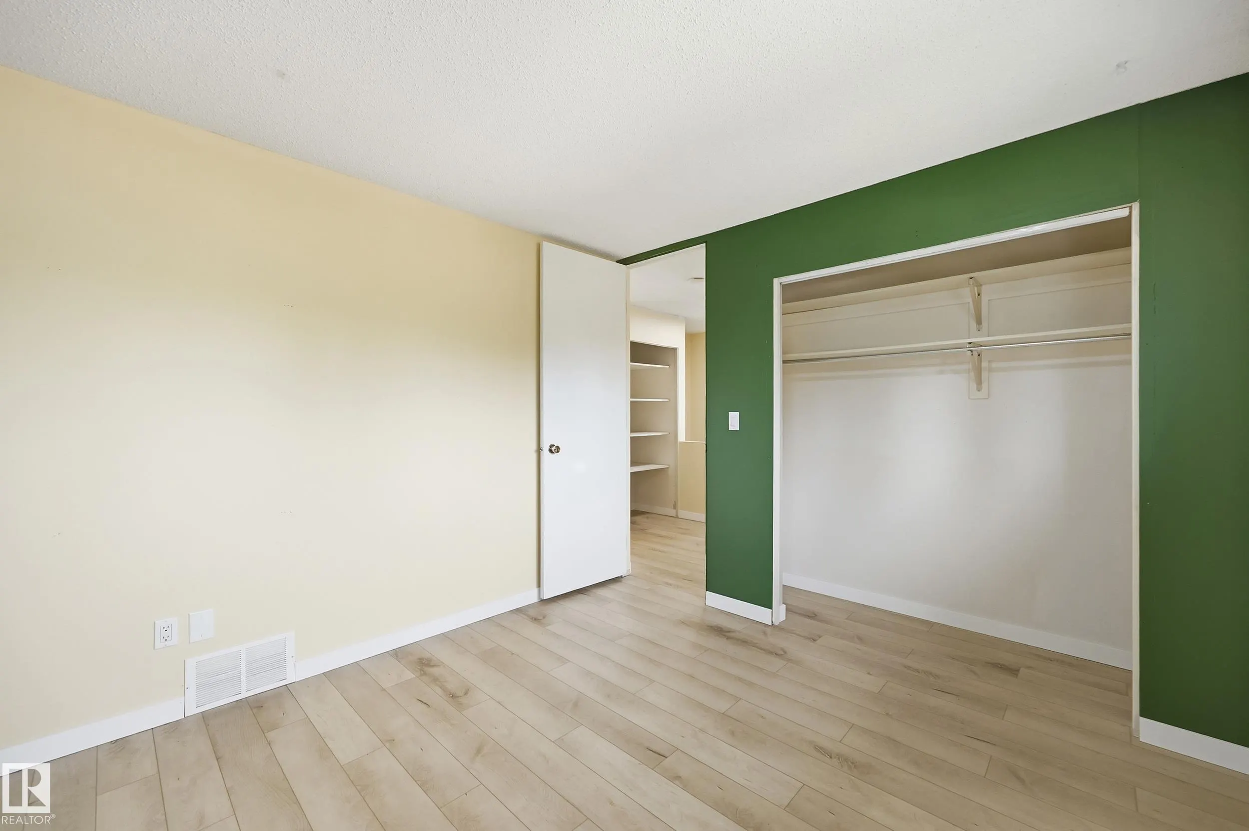 67 LAMARTINE Crescent