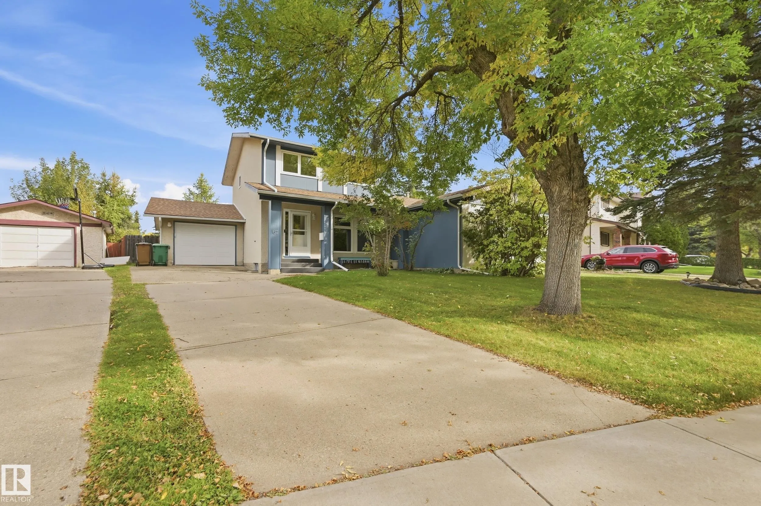 67 LAMARTINE Crescent
