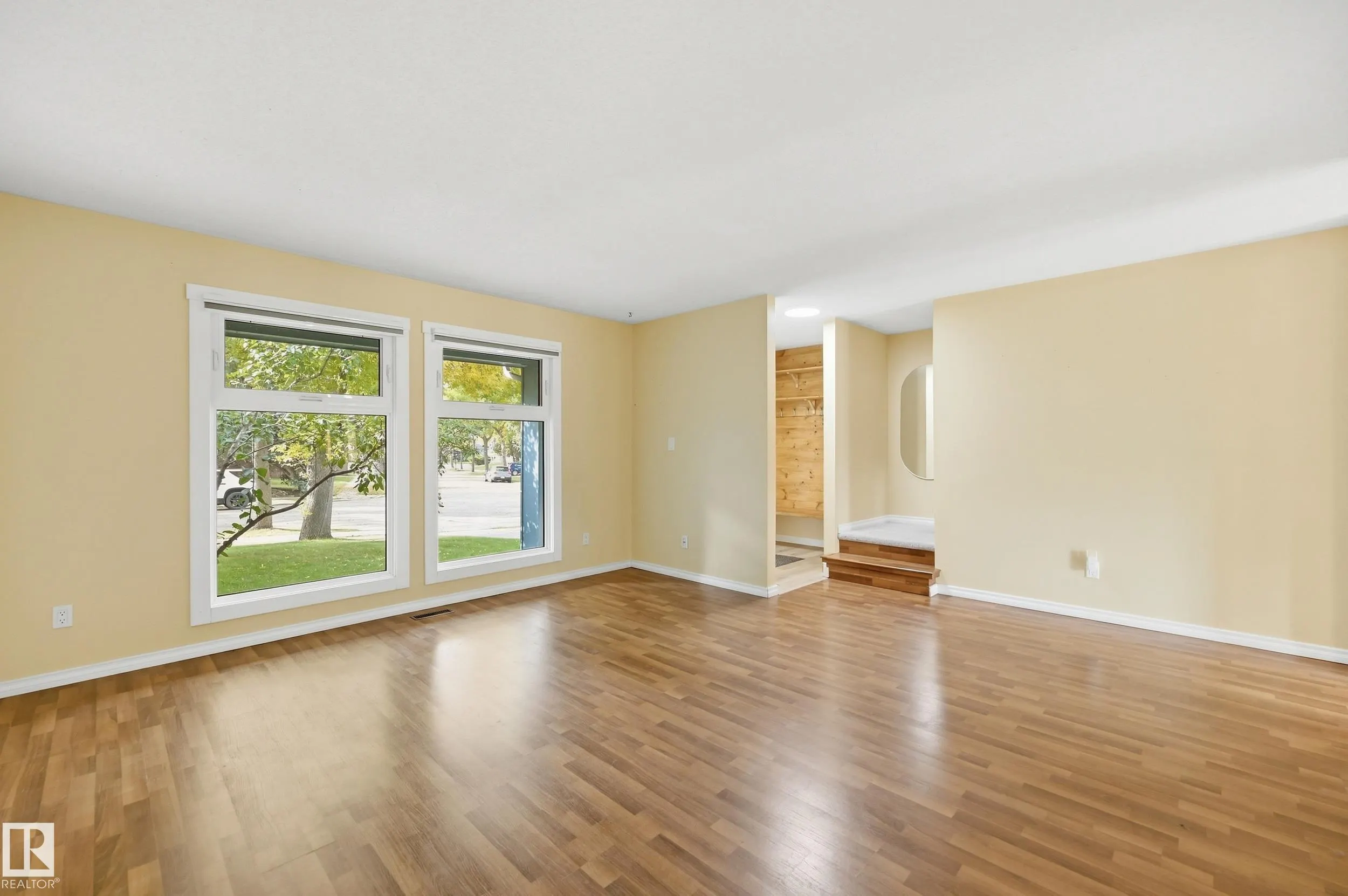 67 LAMARTINE Crescent