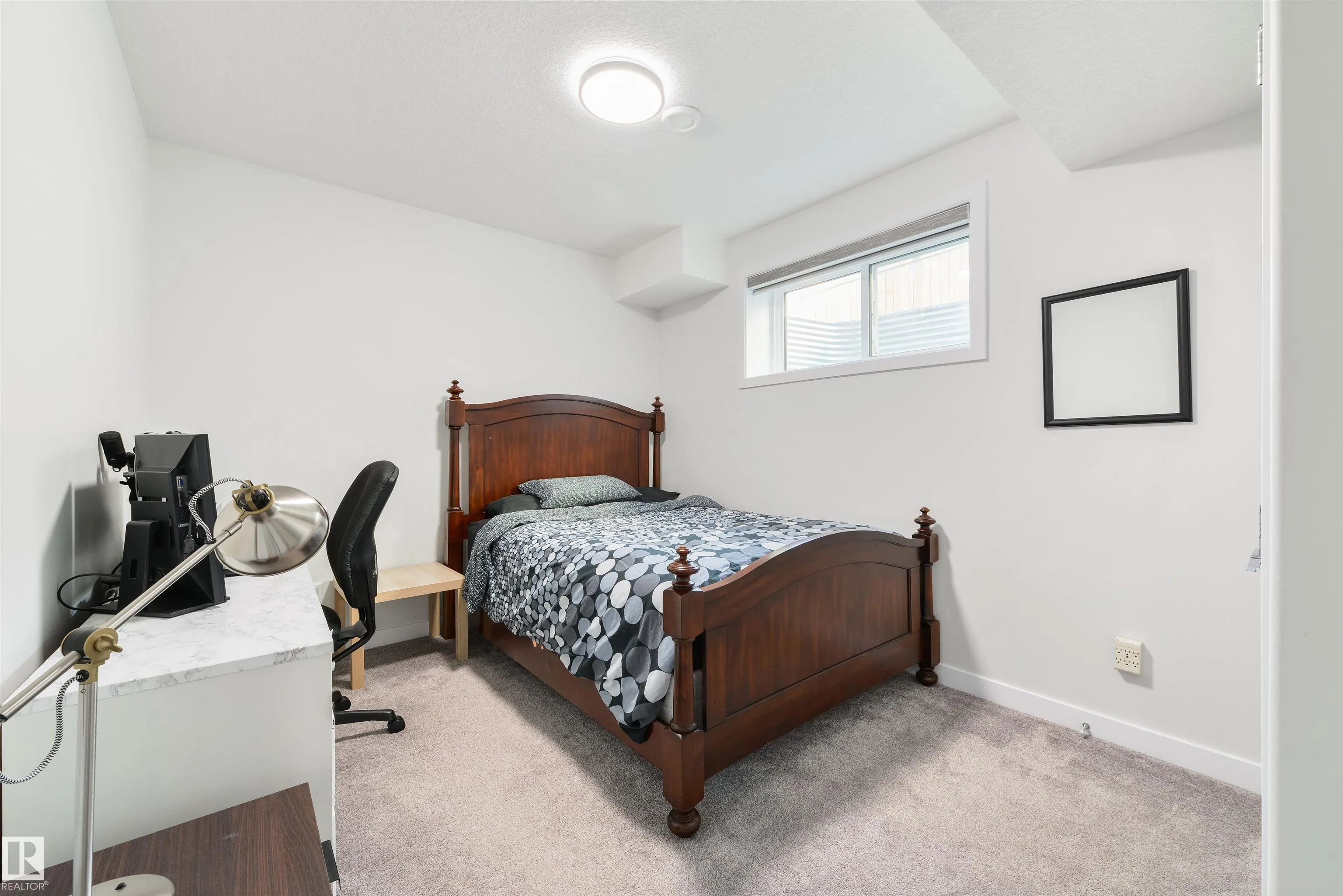 1032 BERG Place