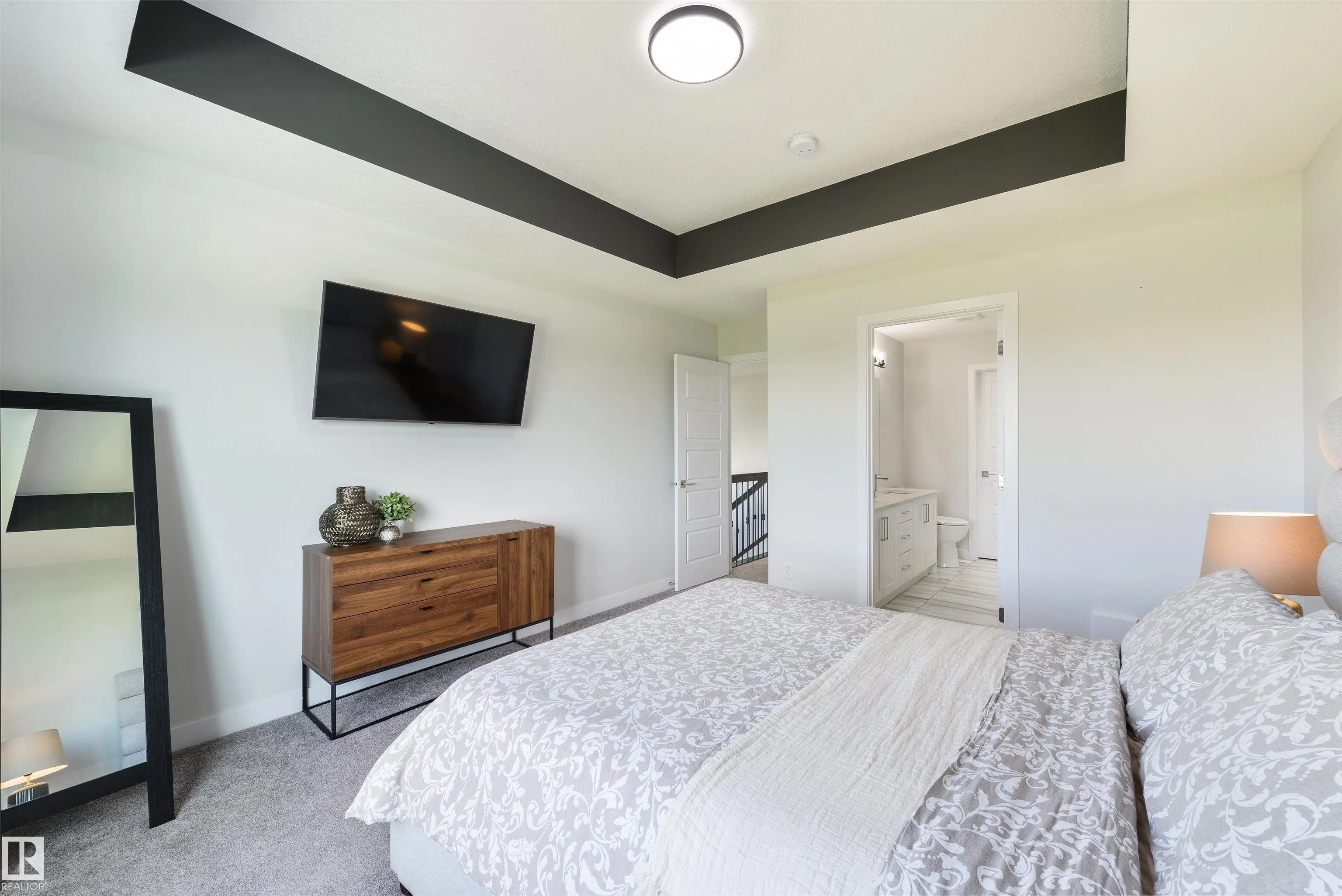 1032 BERG Place