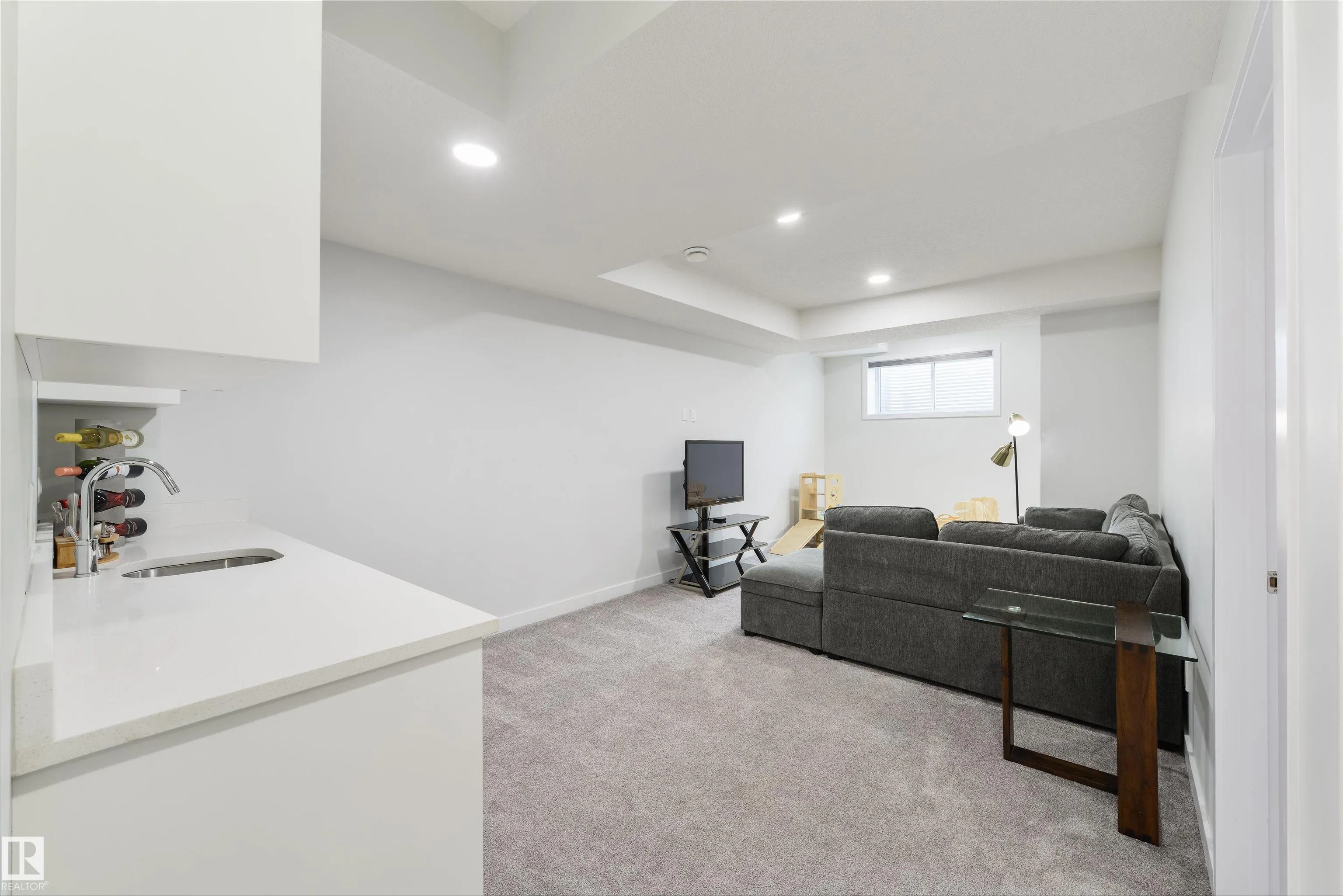 1032 BERG Place