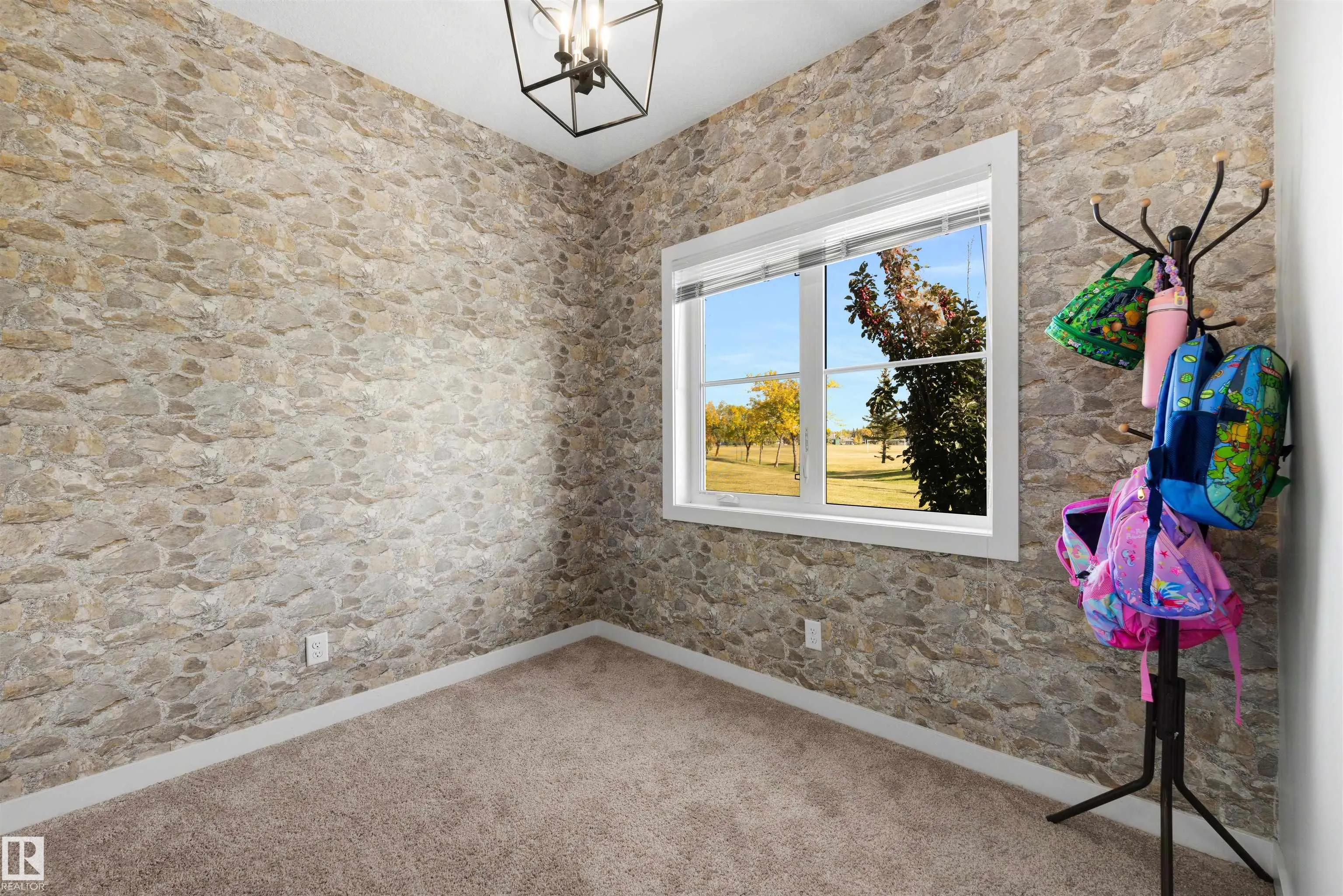 1636 KERR Road