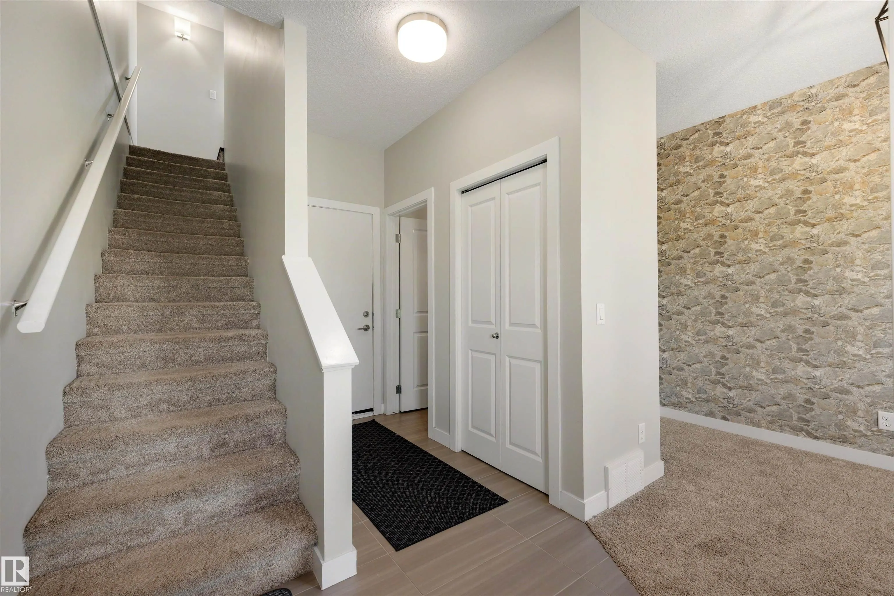 1636 KERR Road