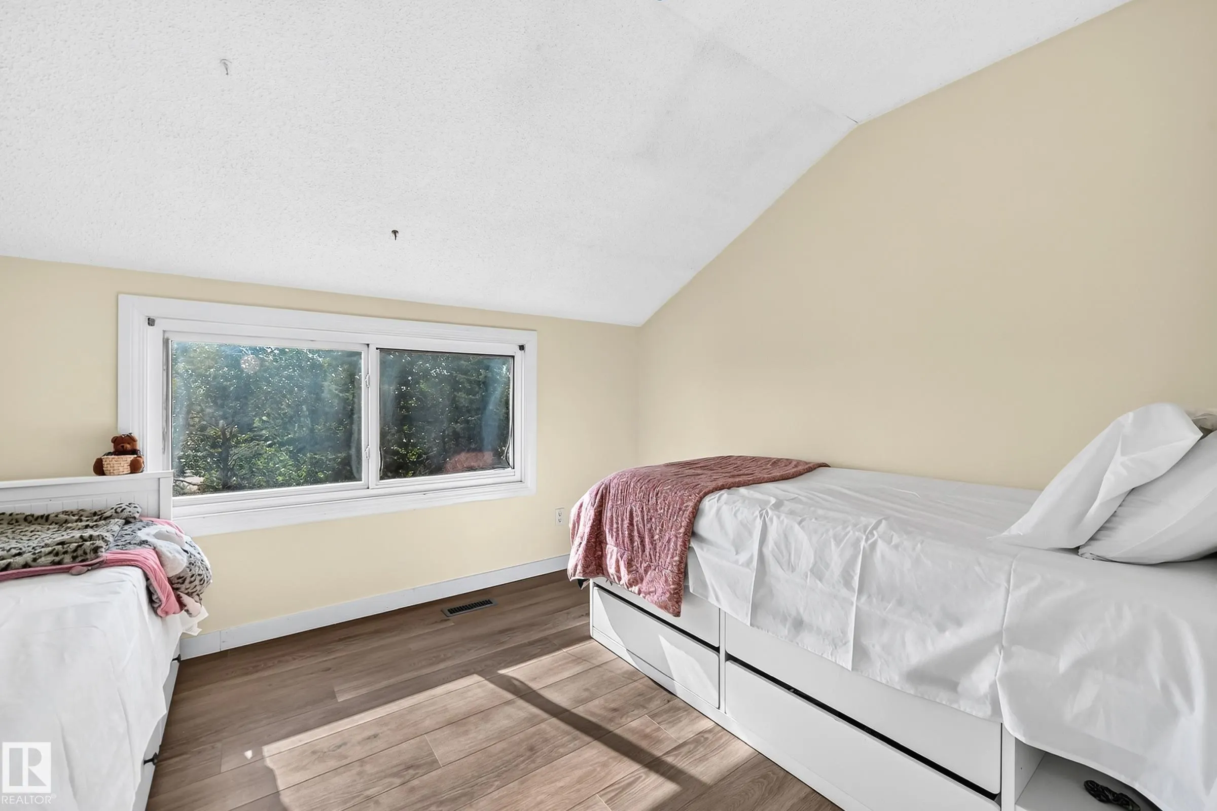 161 LANCASTER Terrace