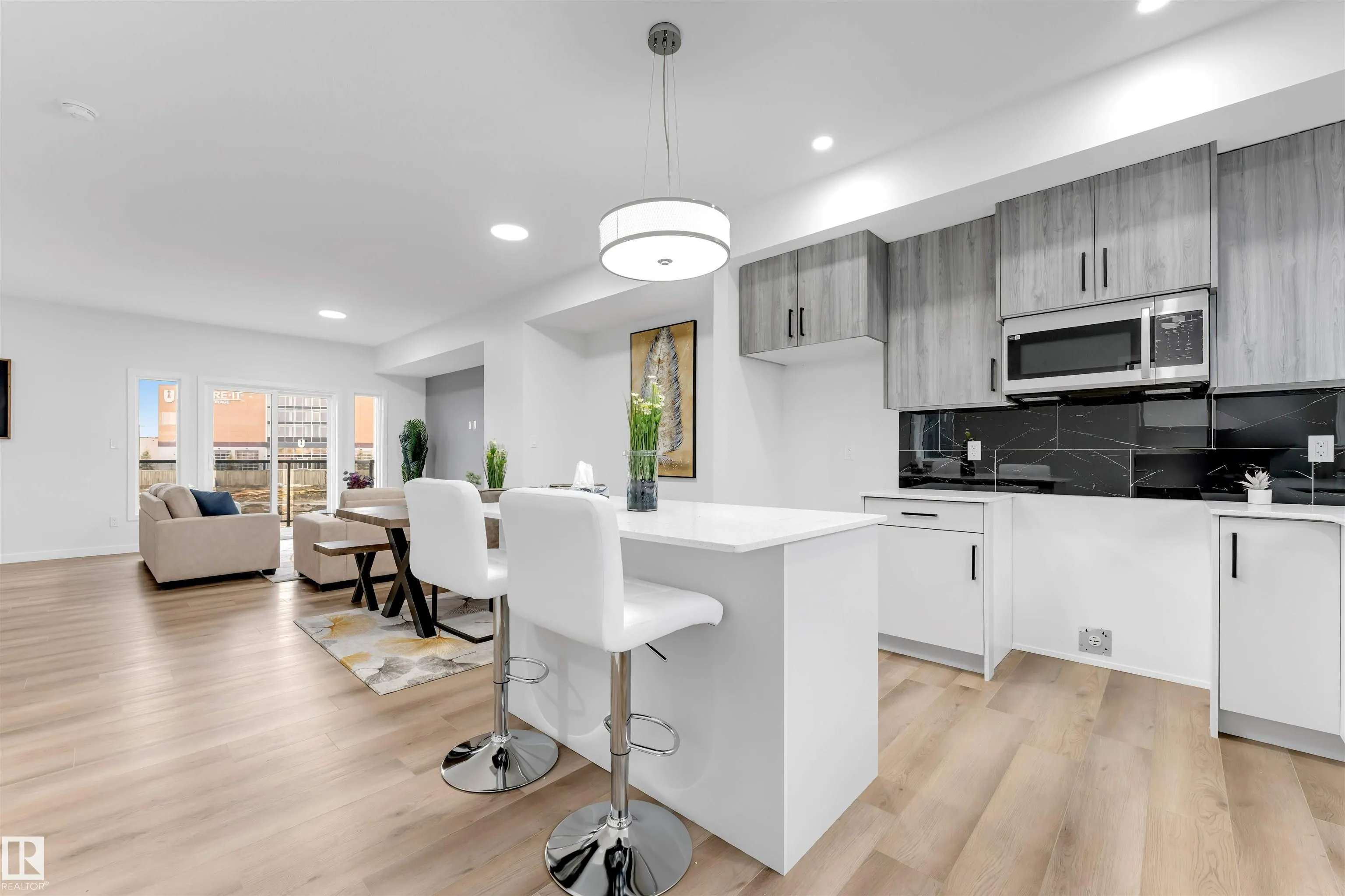 130 element dr
