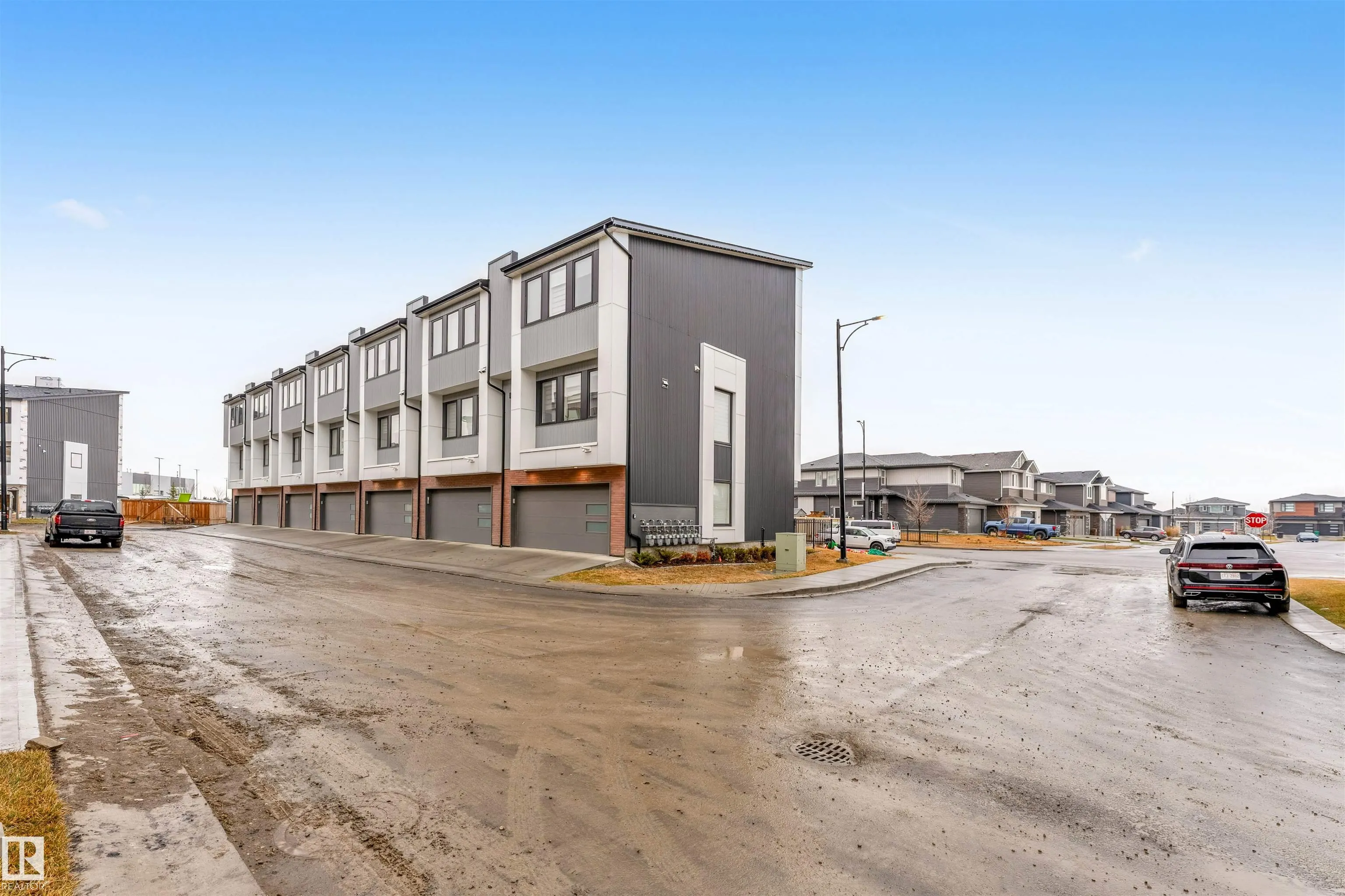 130 element dr