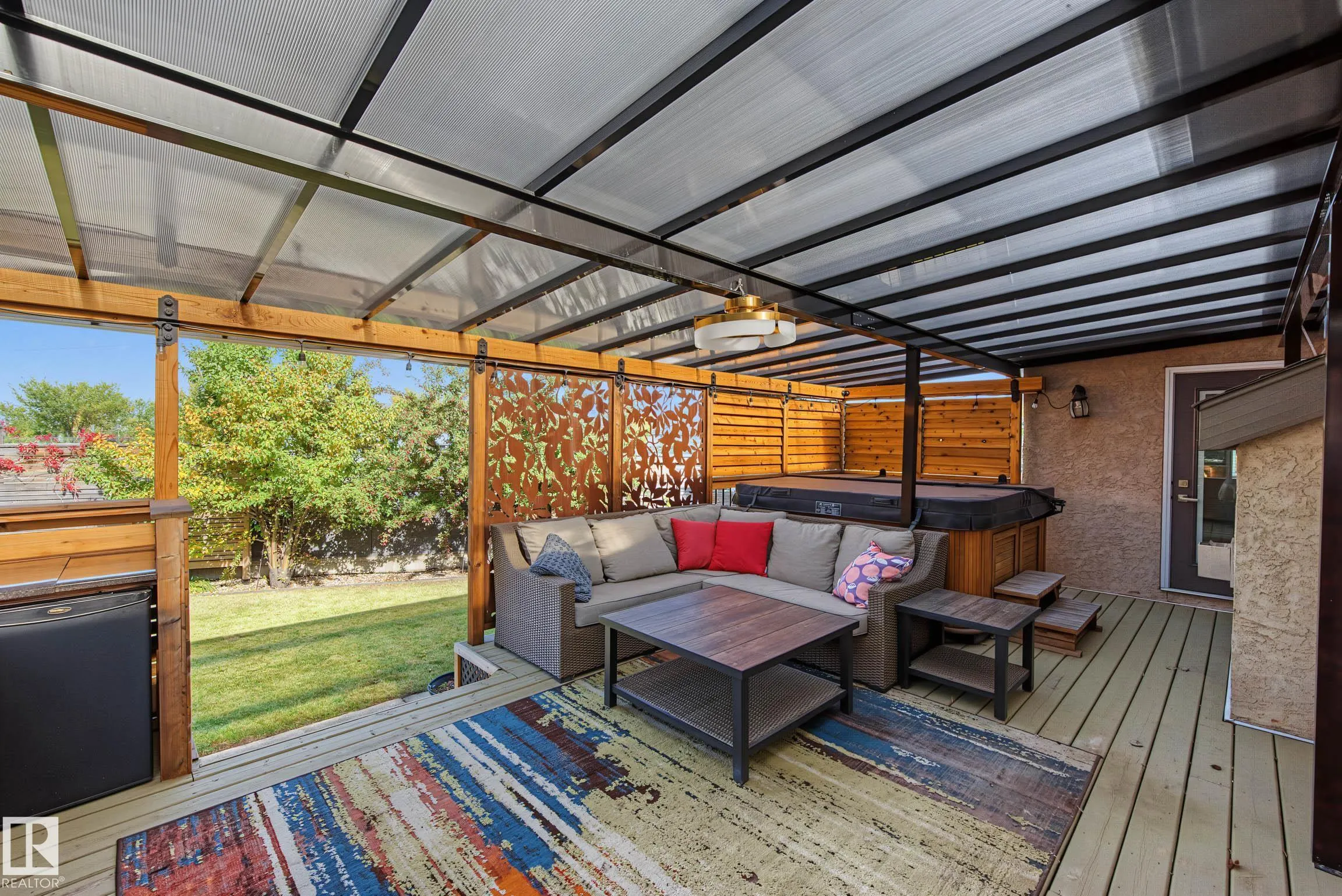 2445 Tegler Green