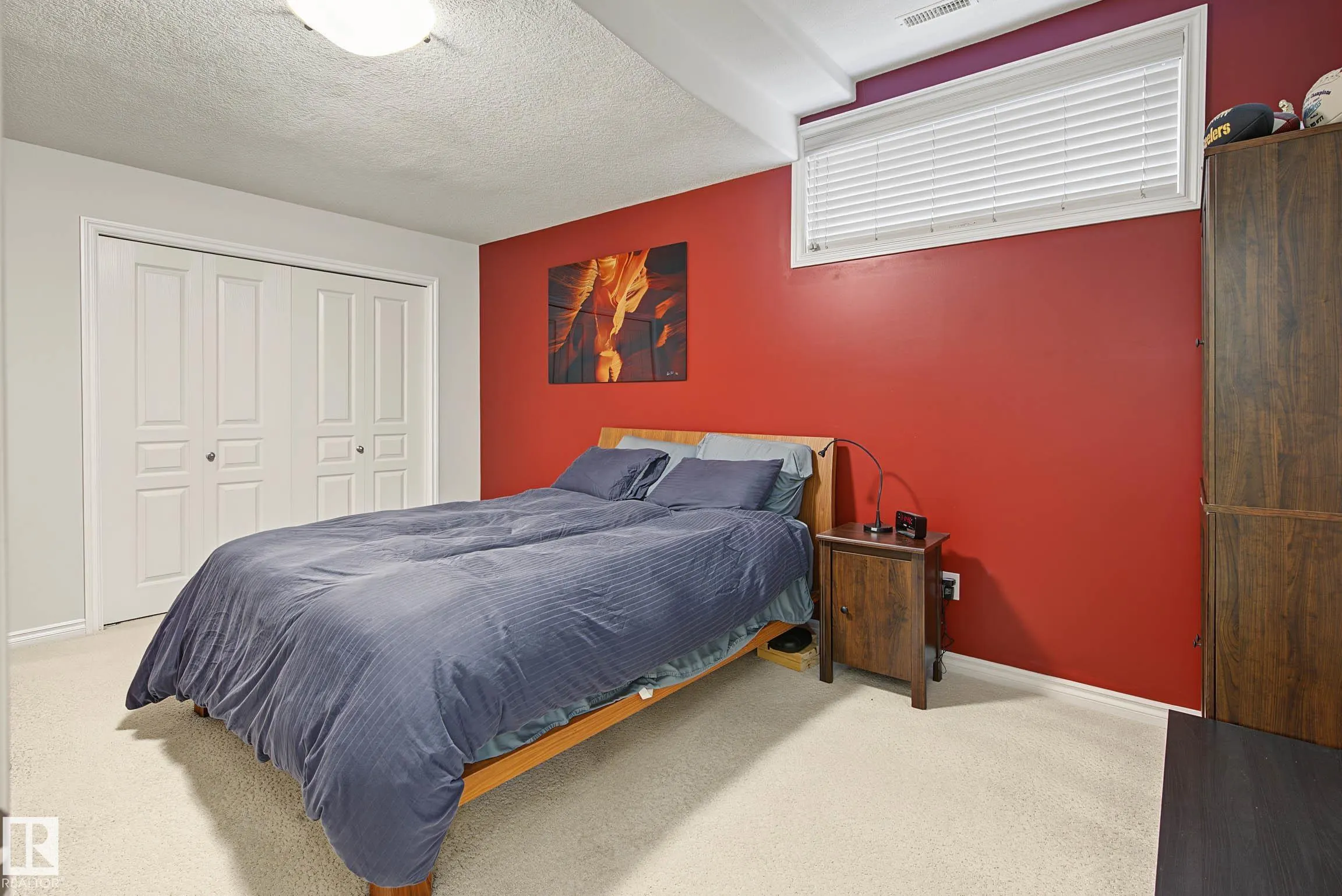 2445 Tegler Green