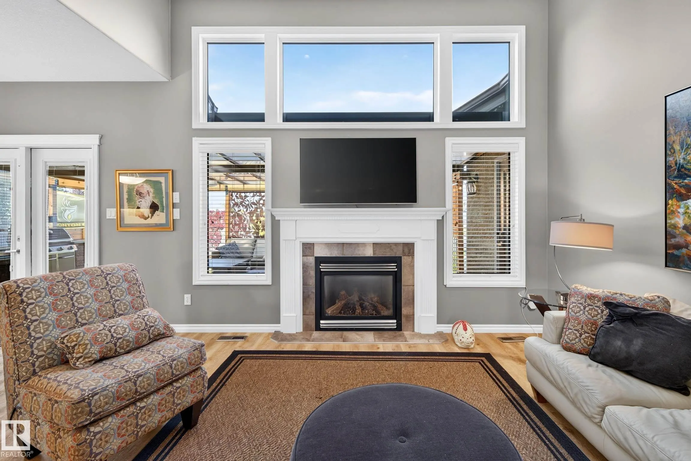 2445 Tegler Green