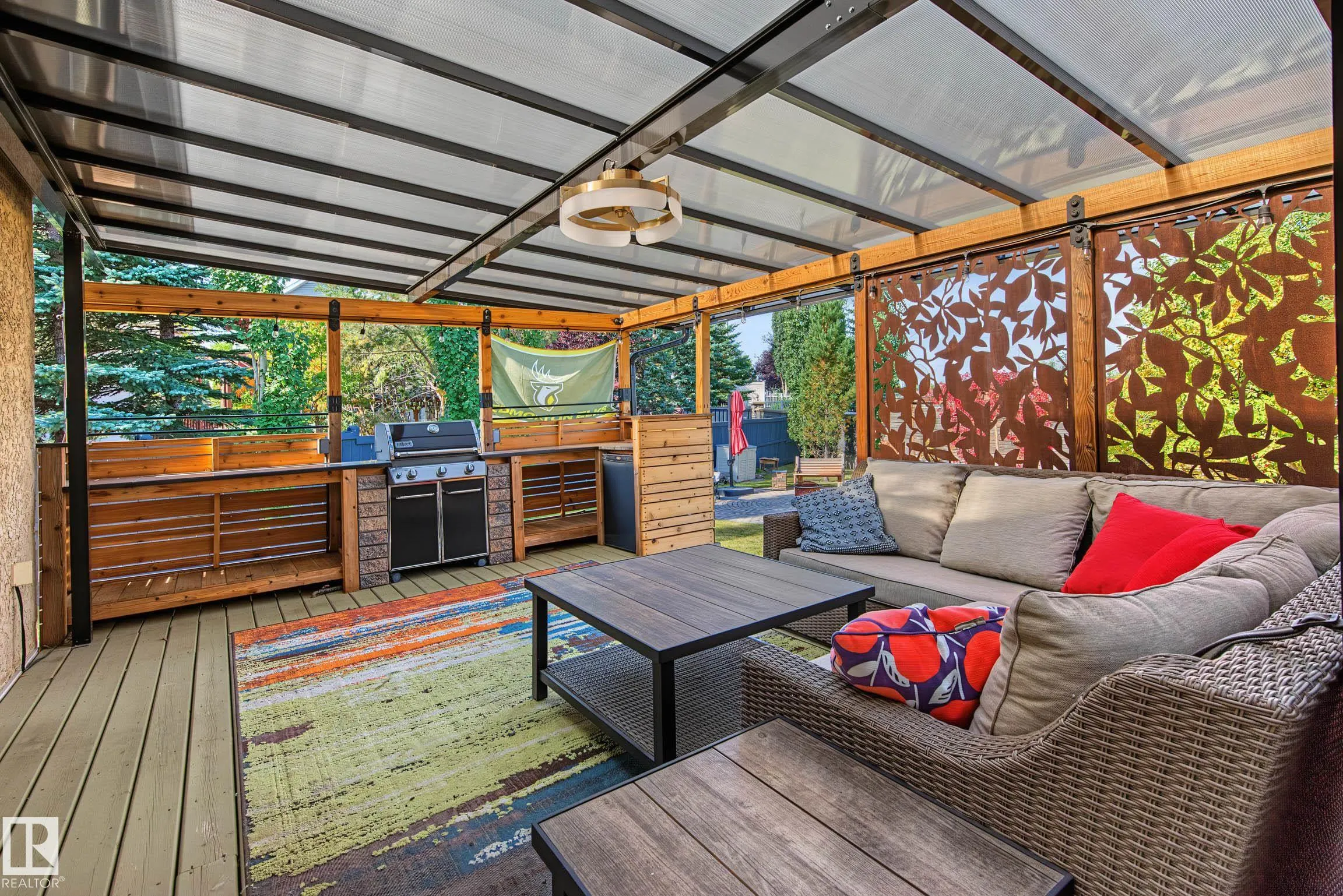 2445 Tegler Green