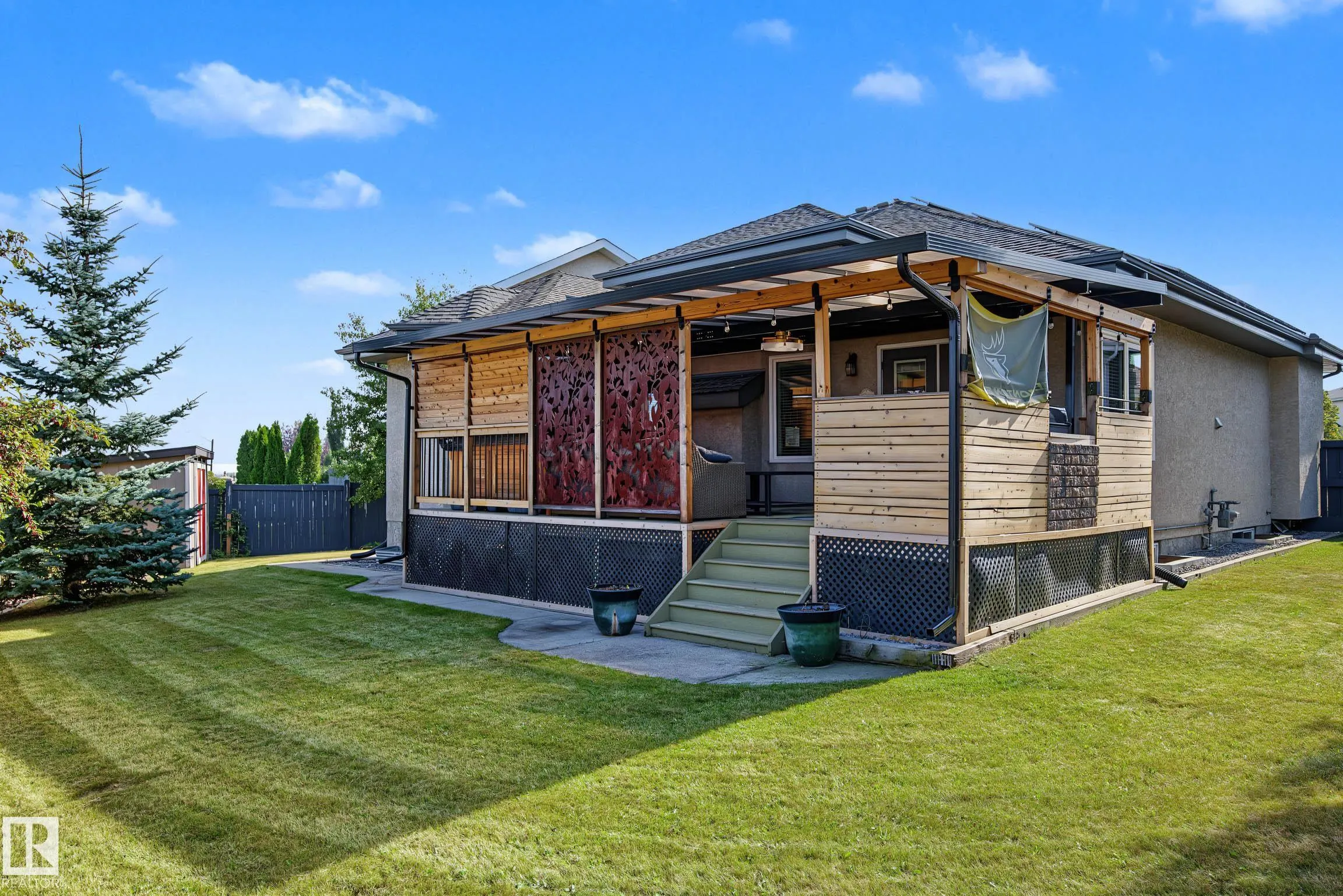 2445 Tegler Green