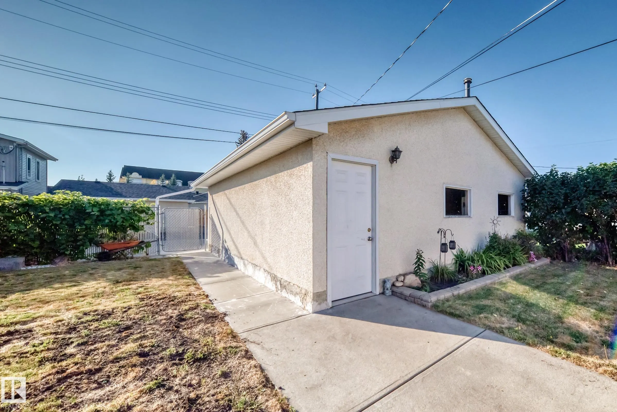9828 164 Street