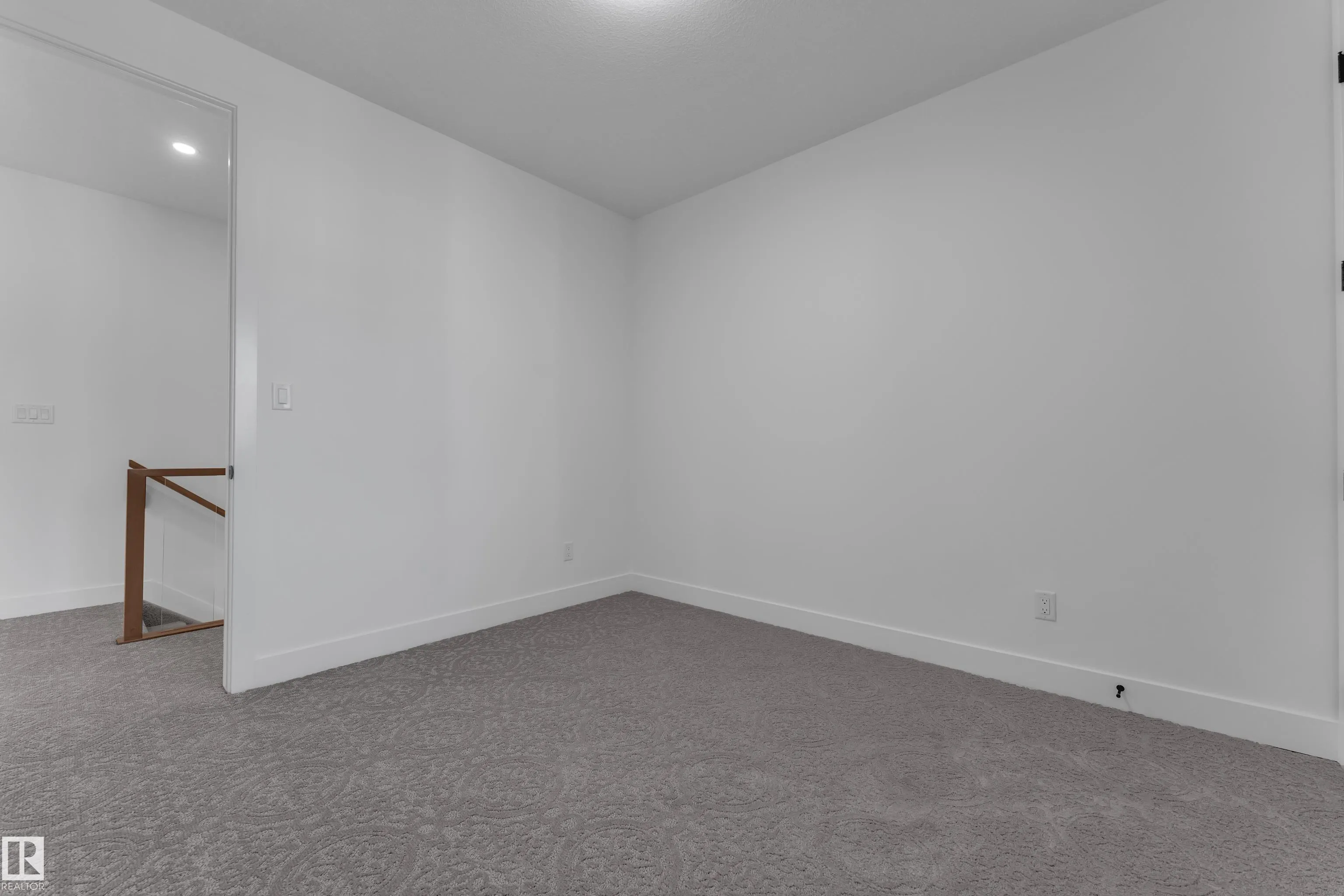 3604 44 Avenue