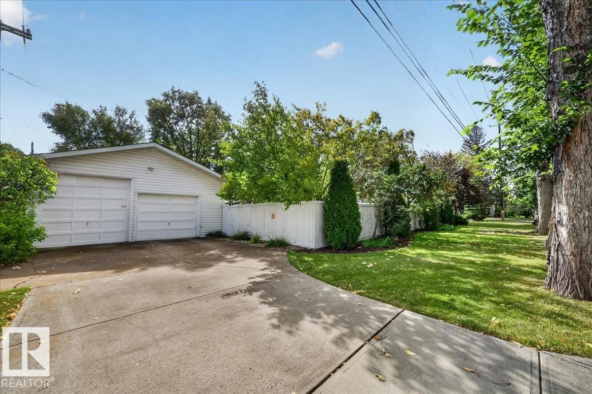 10549 130 Street