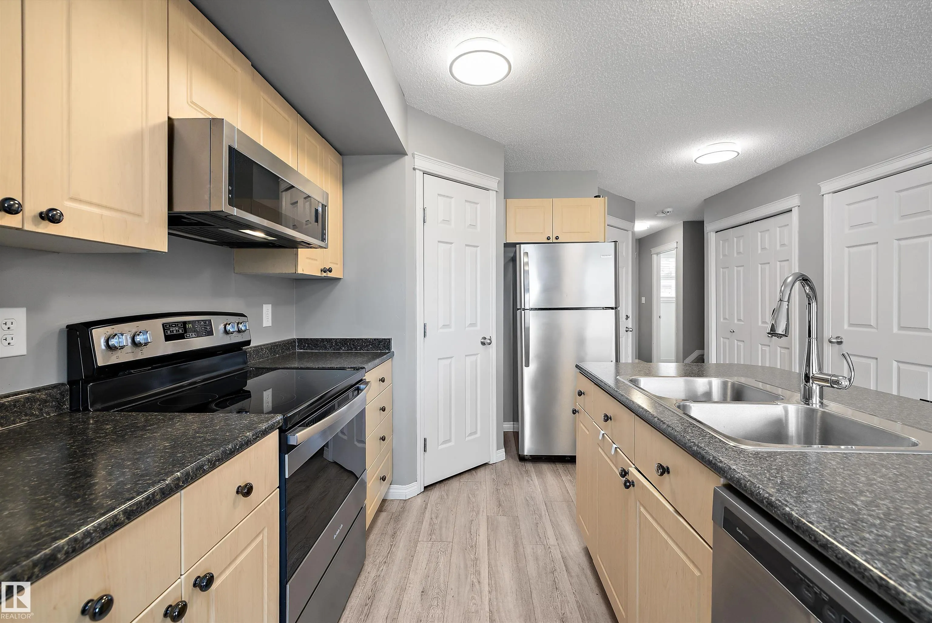 80 HARTWICK Landing