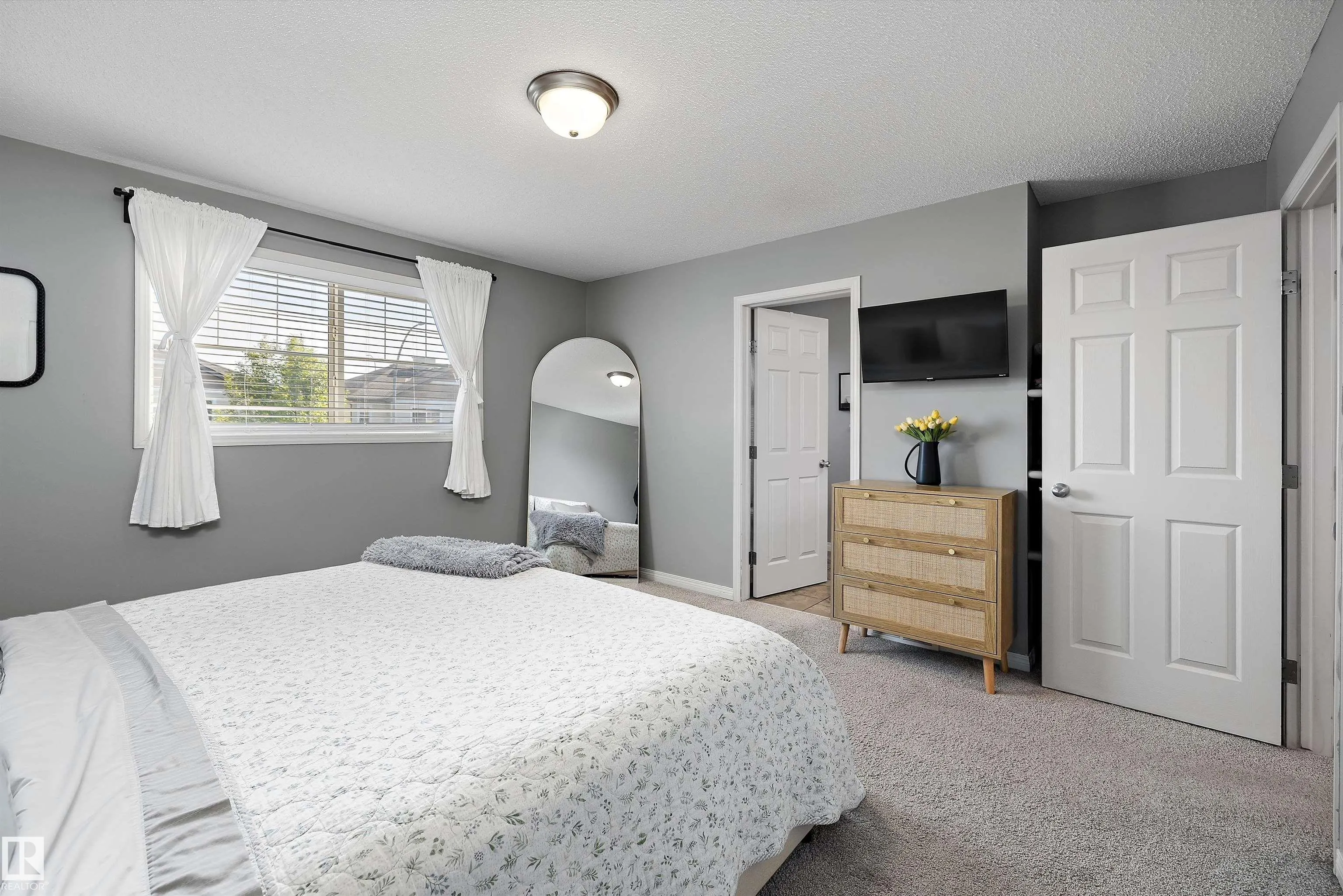 80 HARTWICK Landing