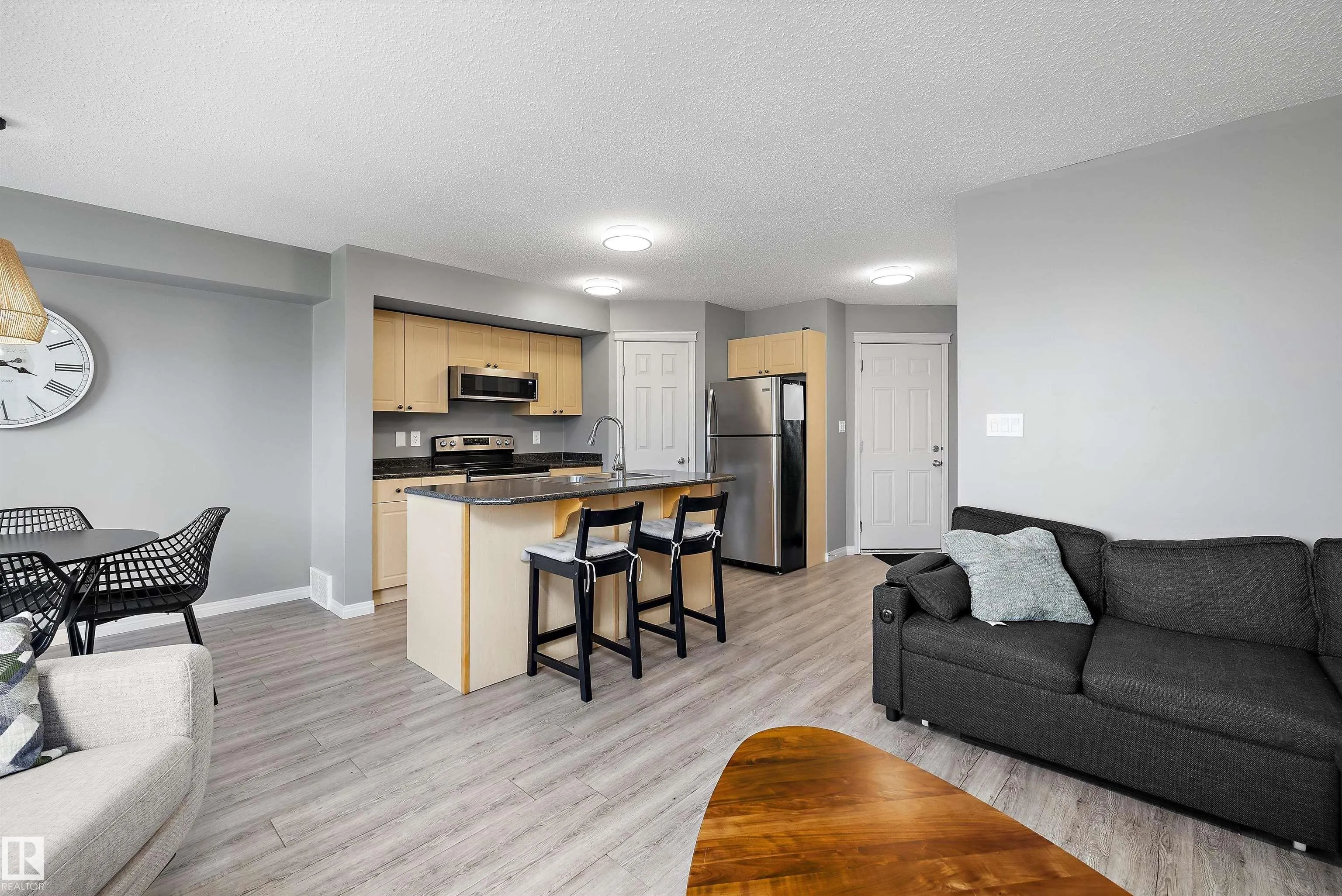 80 HARTWICK Landing