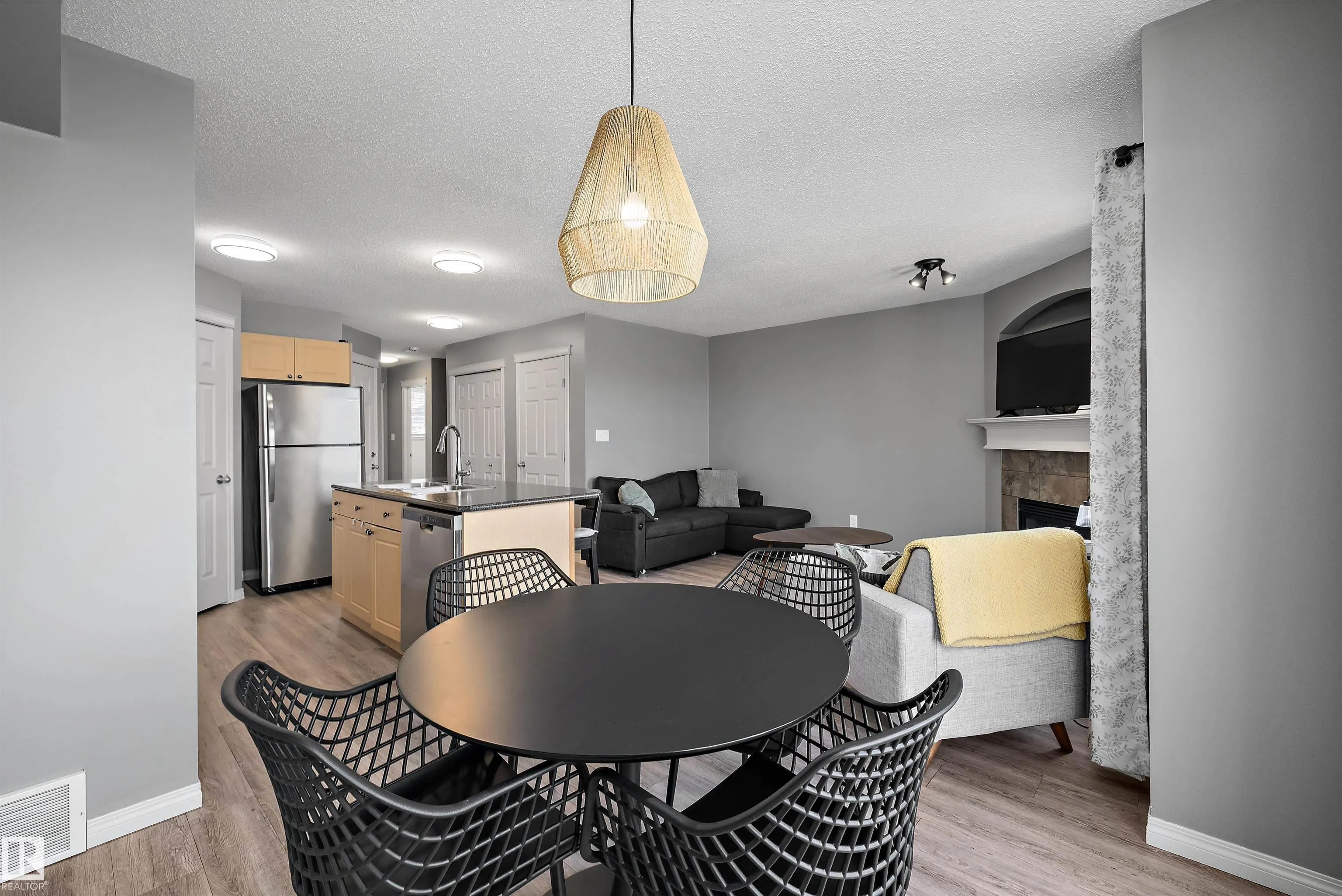 80 HARTWICK Landing