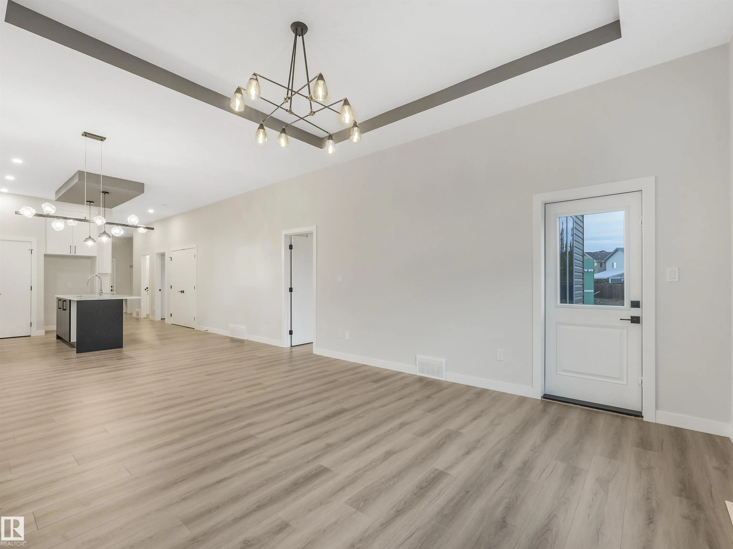36 DALQUIST BAY