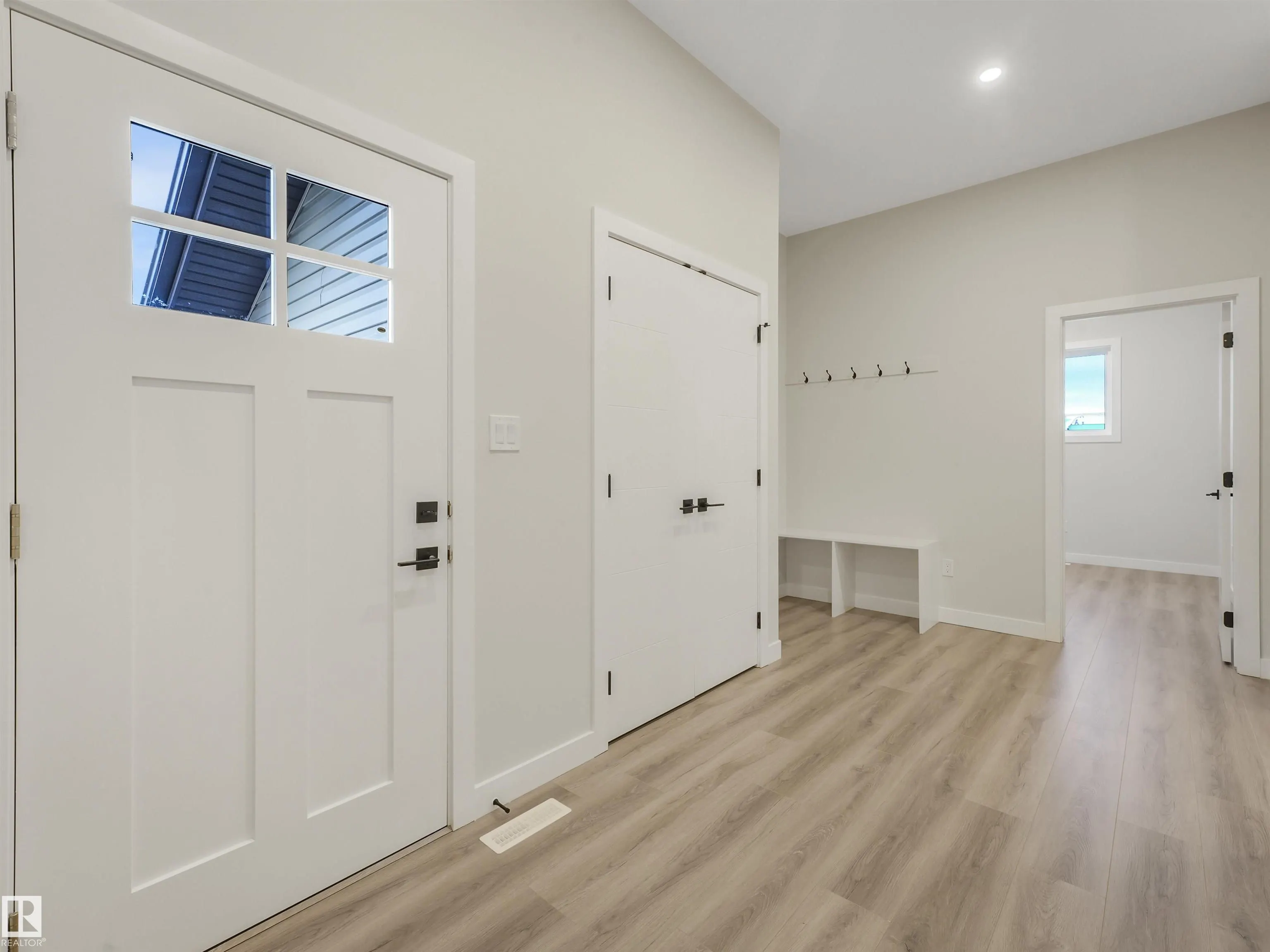 36 DALQUIST BAY