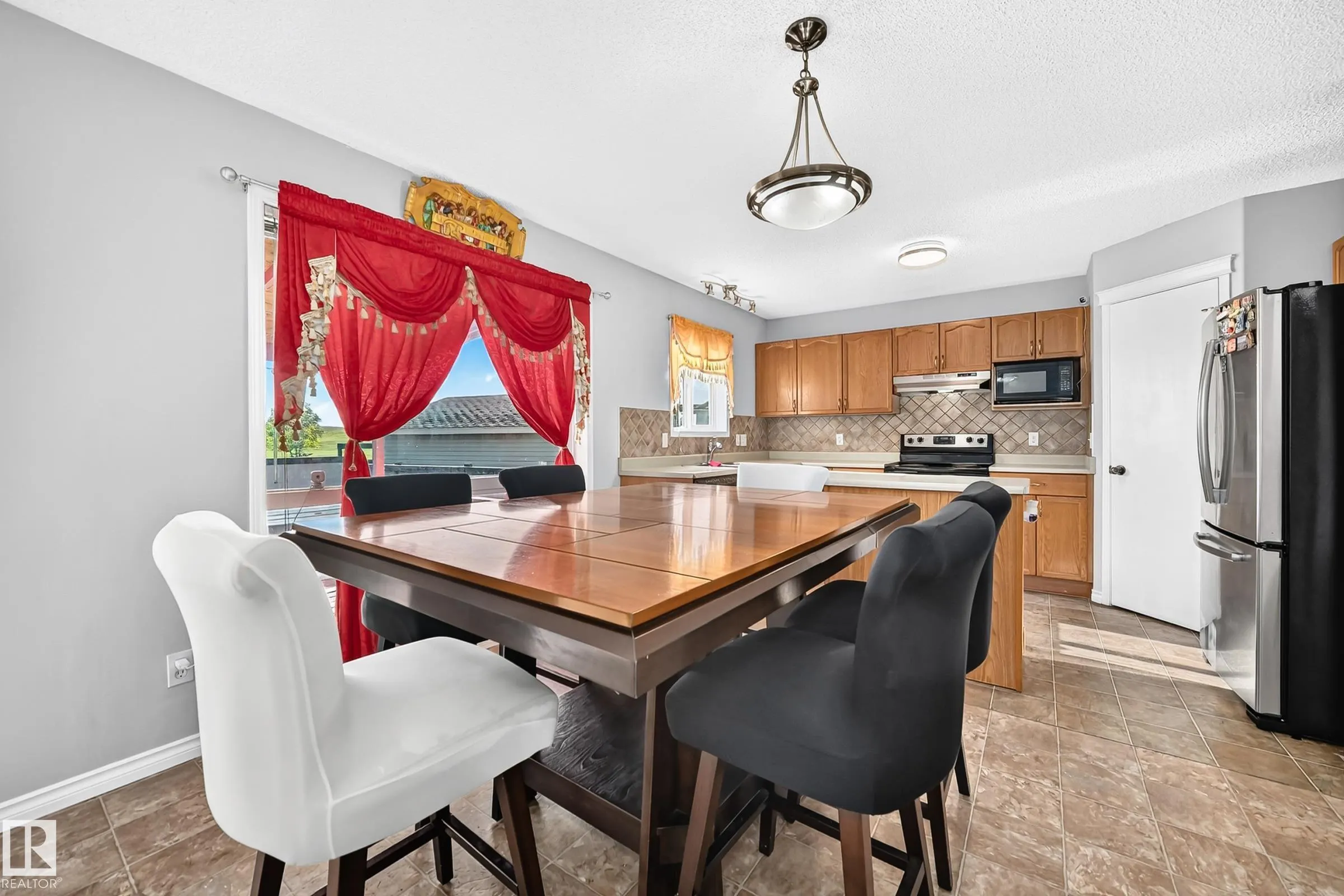 80 BIRCHMONT Drive