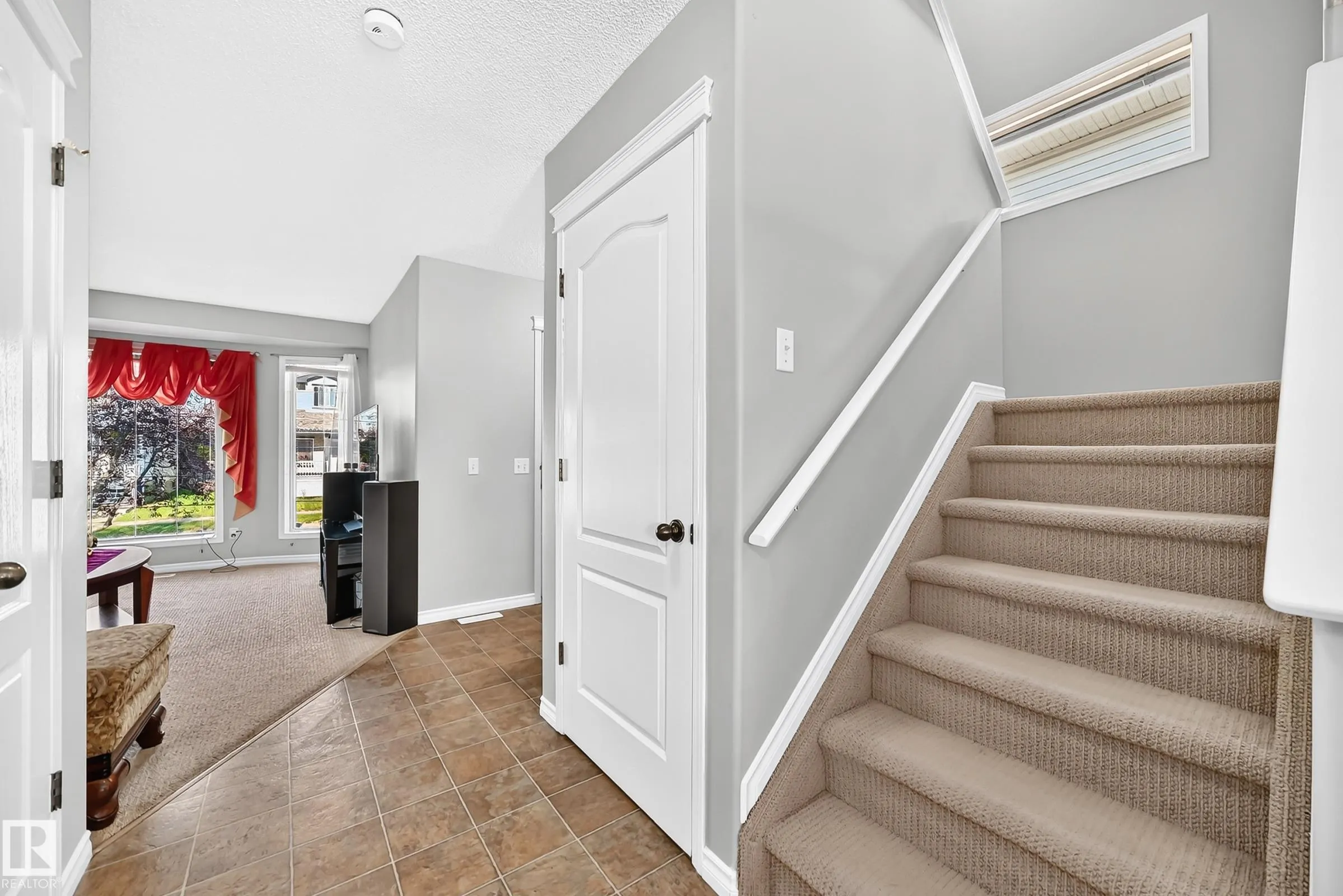 80 BIRCHMONT Drive