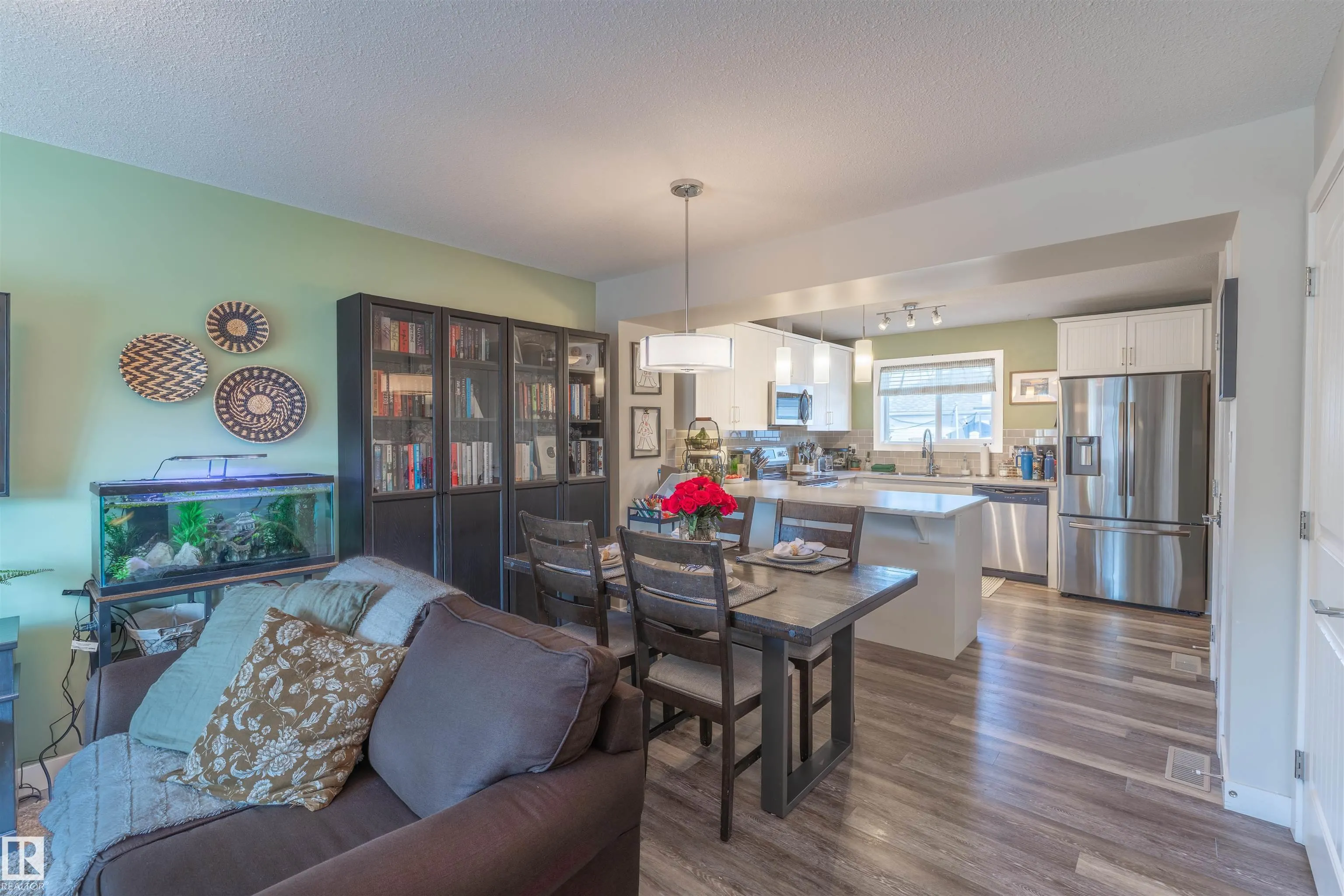 565 CHAPPELLE Drive