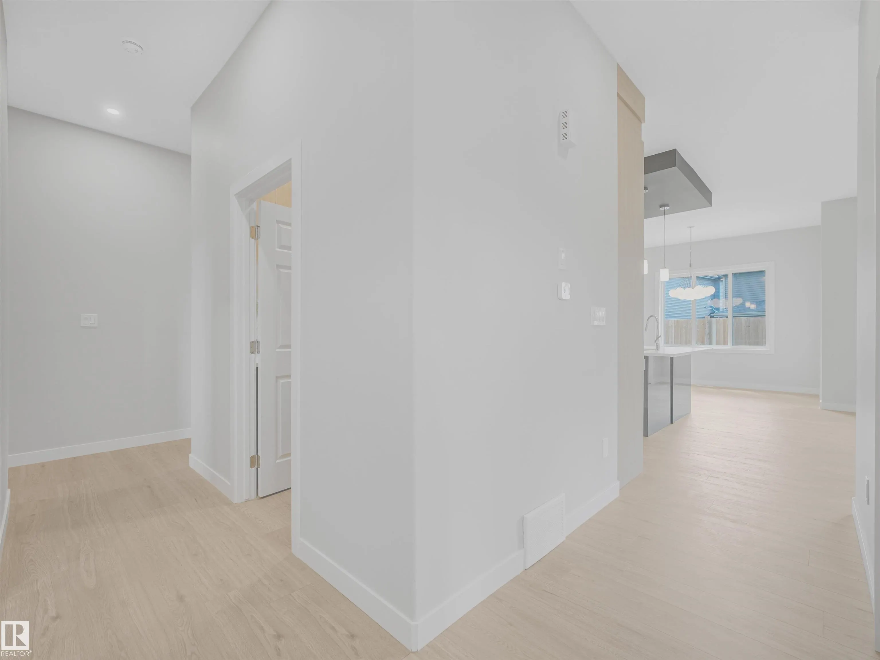 22 DALQUIST BAY