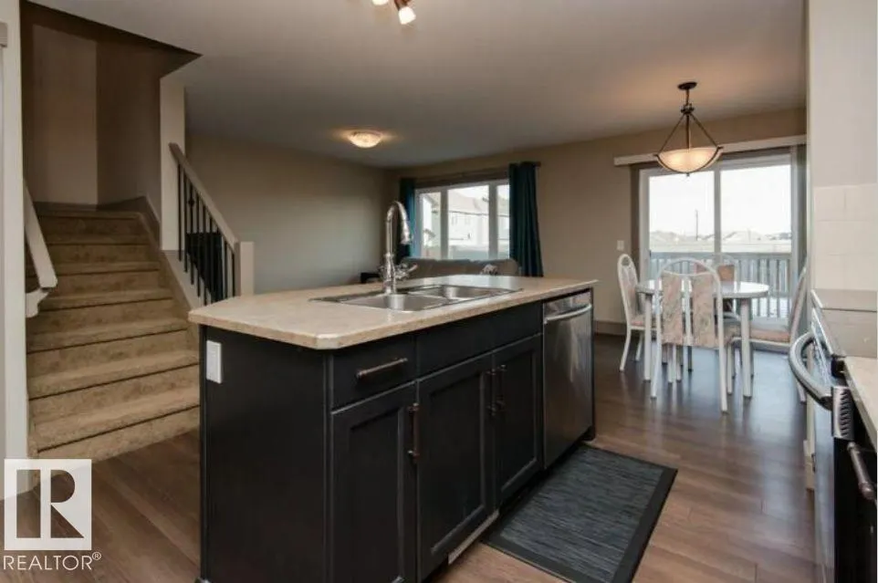 7233 ARMOUR Crescent