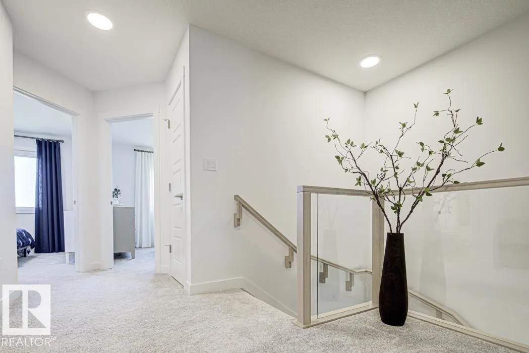 25 EMPRESS Way